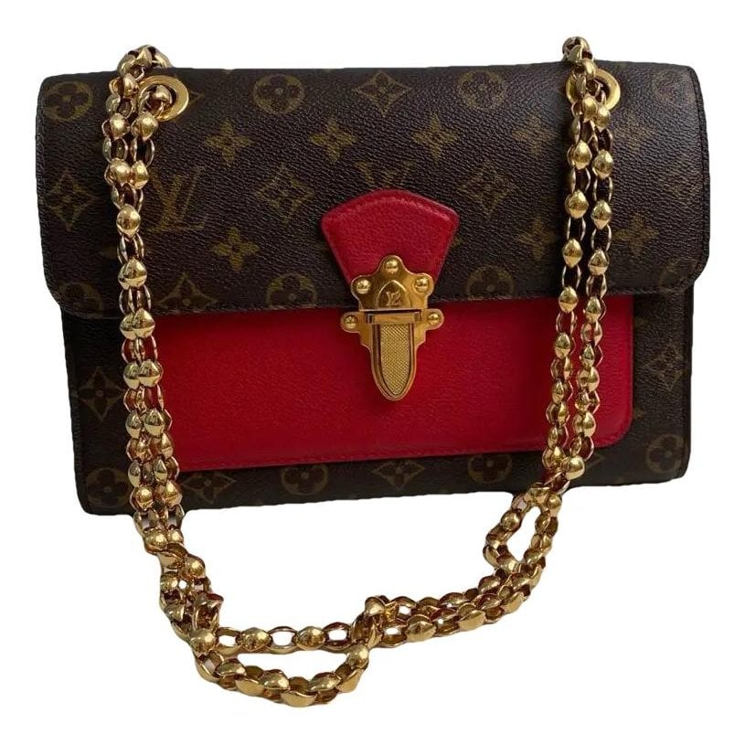 Victoire leather crossbody bag