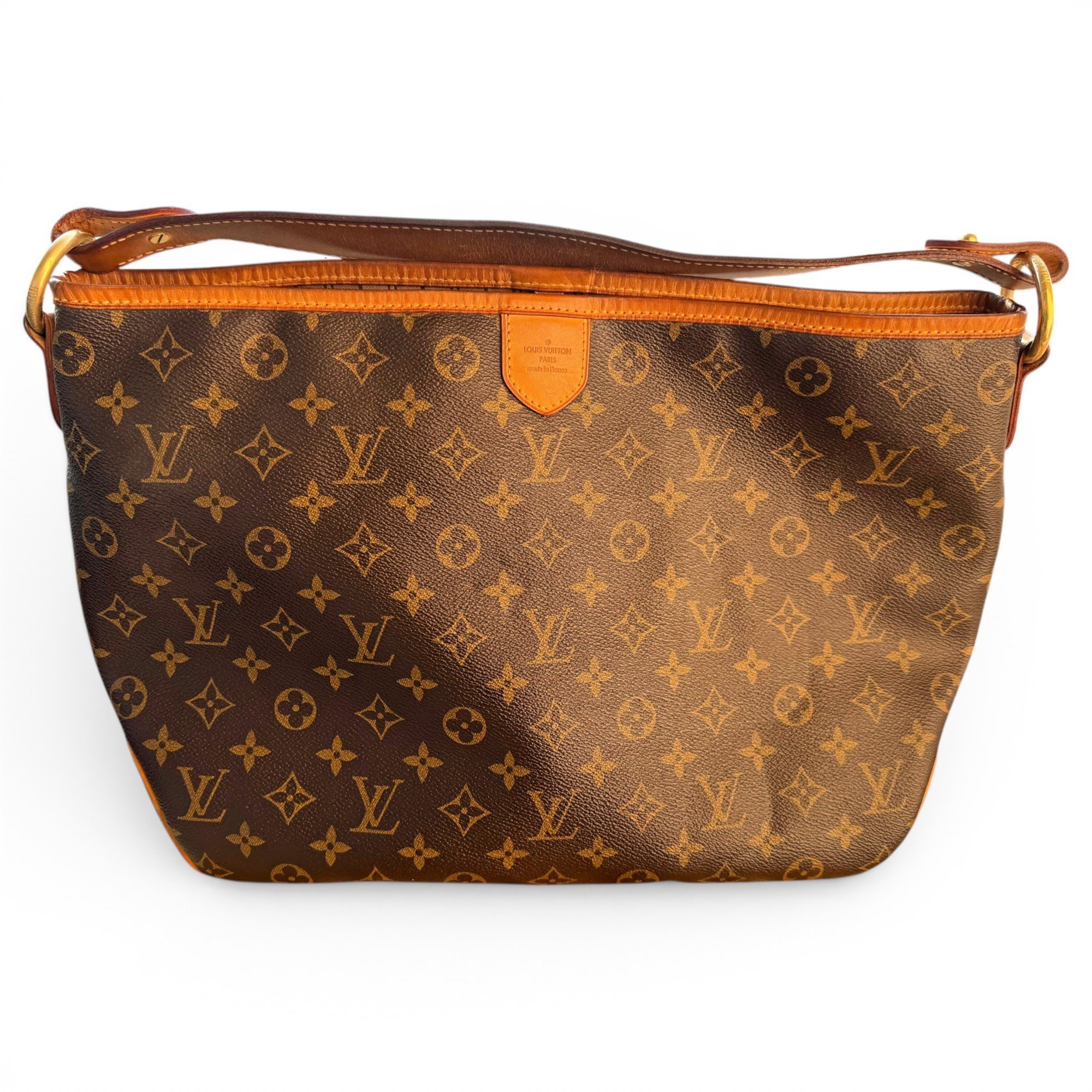 Delightful leather handbag