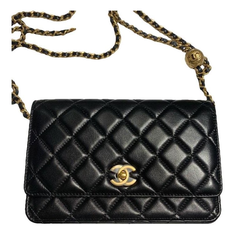Wallet On Chain Timeless/Classique leather crossbody bag
