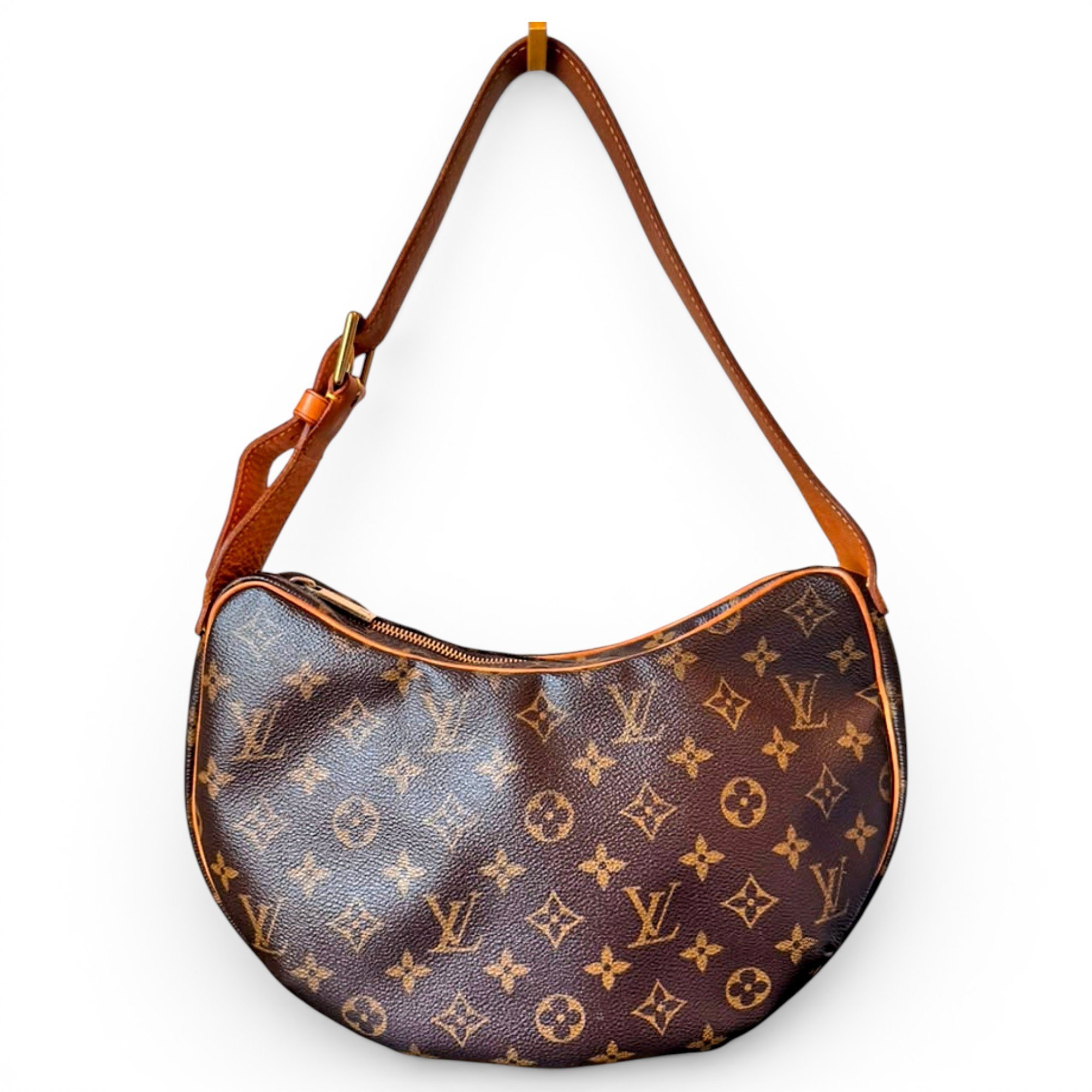 Croissant leather handbag