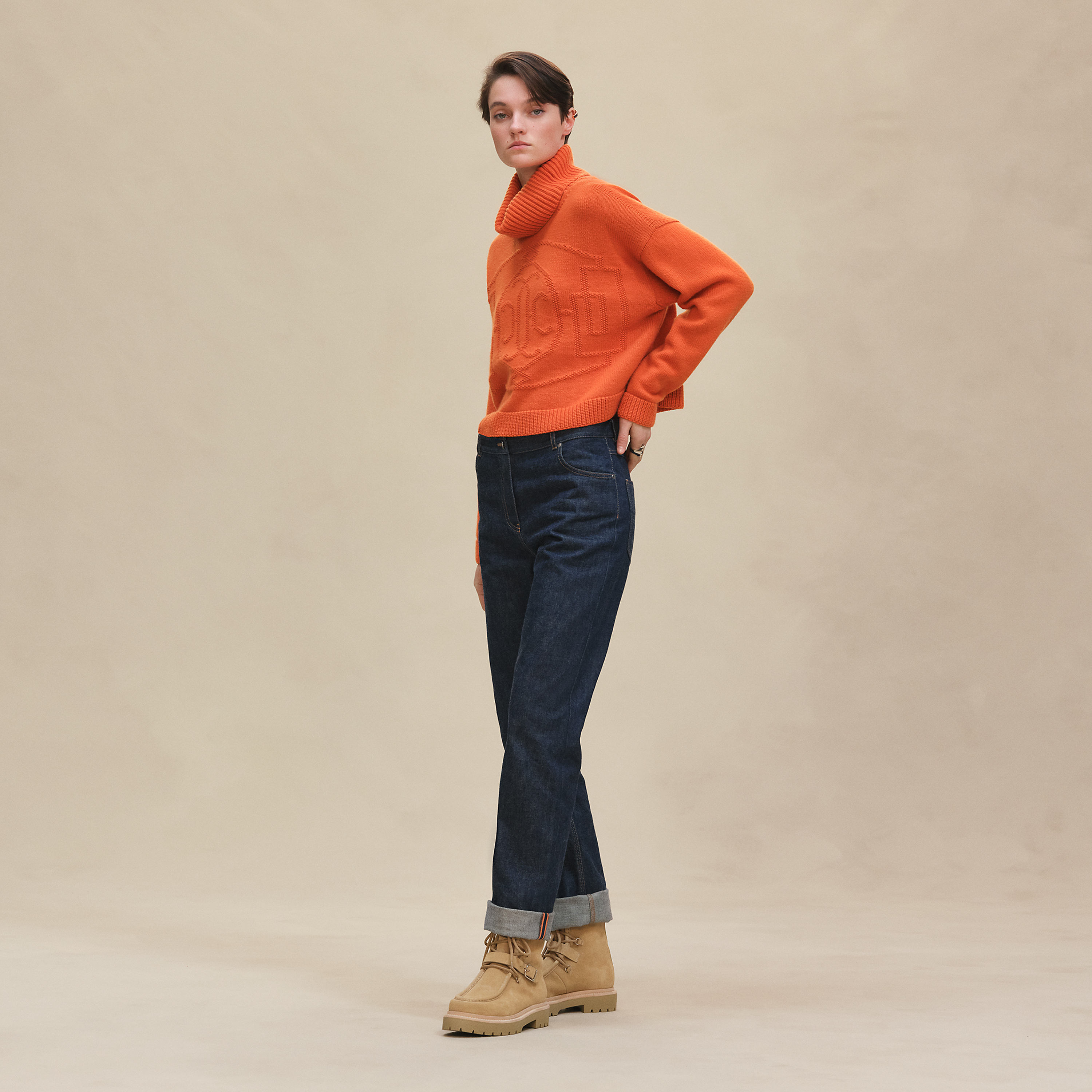 Cashmere "H Lift" long-sleeve sweater
