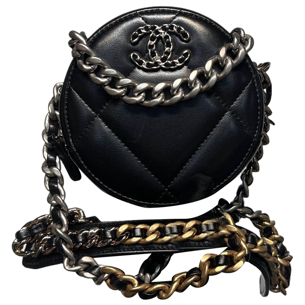 Chanel 19 leather handbag