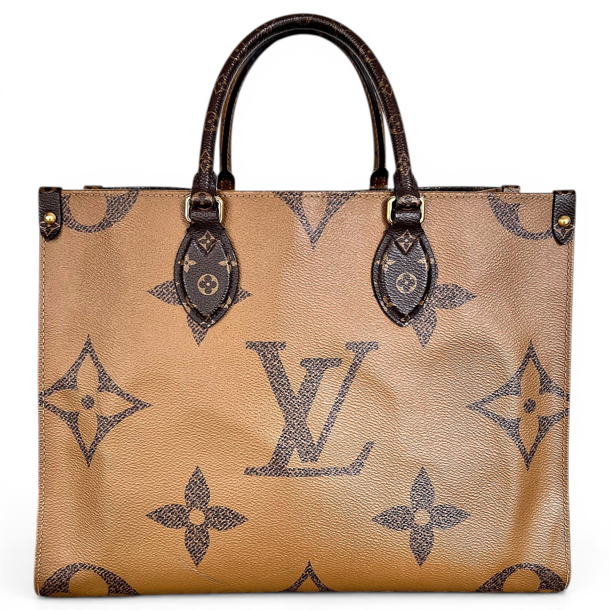 Onthego leather handbag