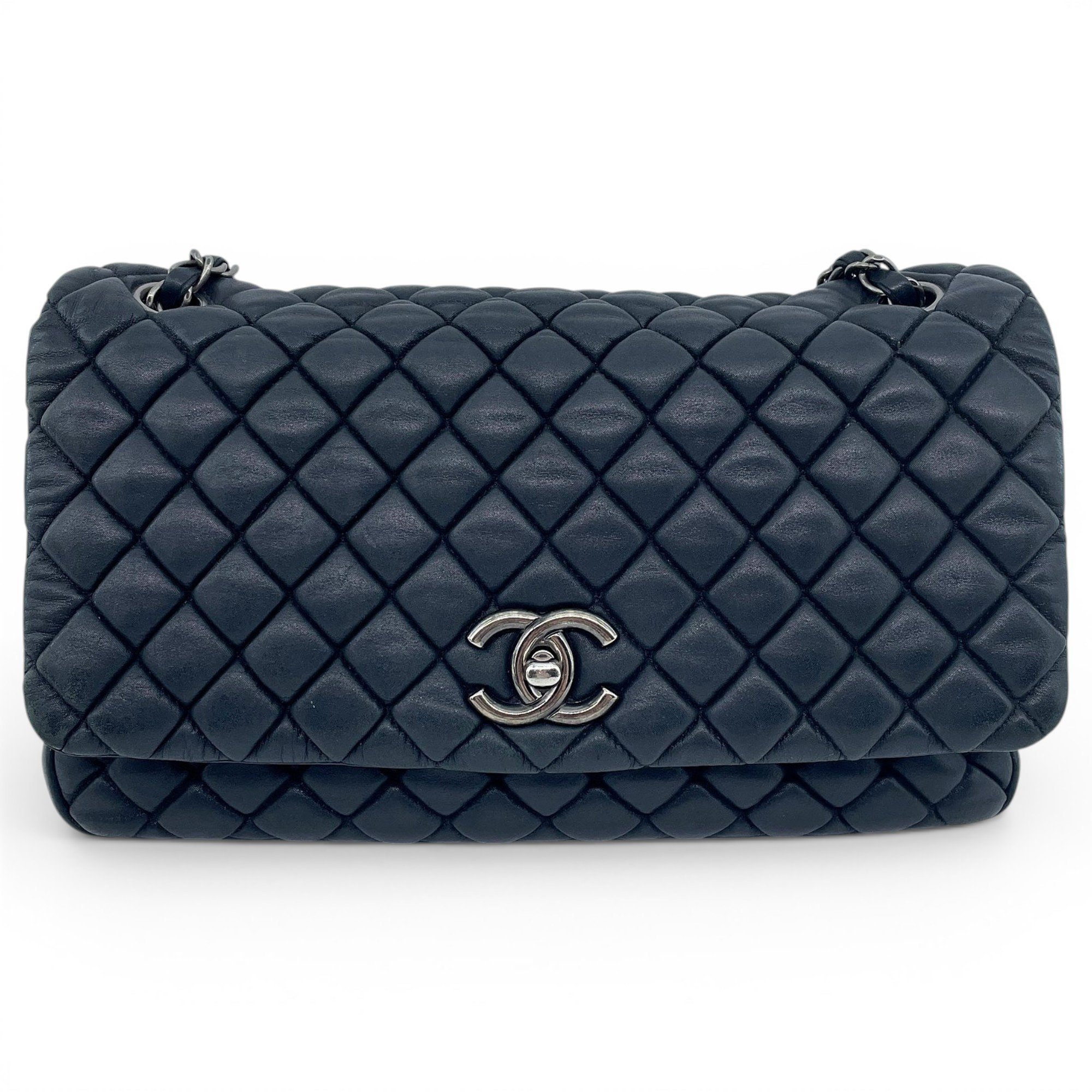 Chanel Timeless/Classique leather crossbody bag