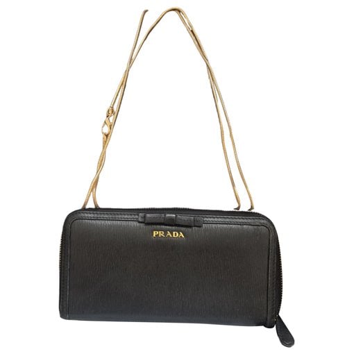 Leather clutch bag