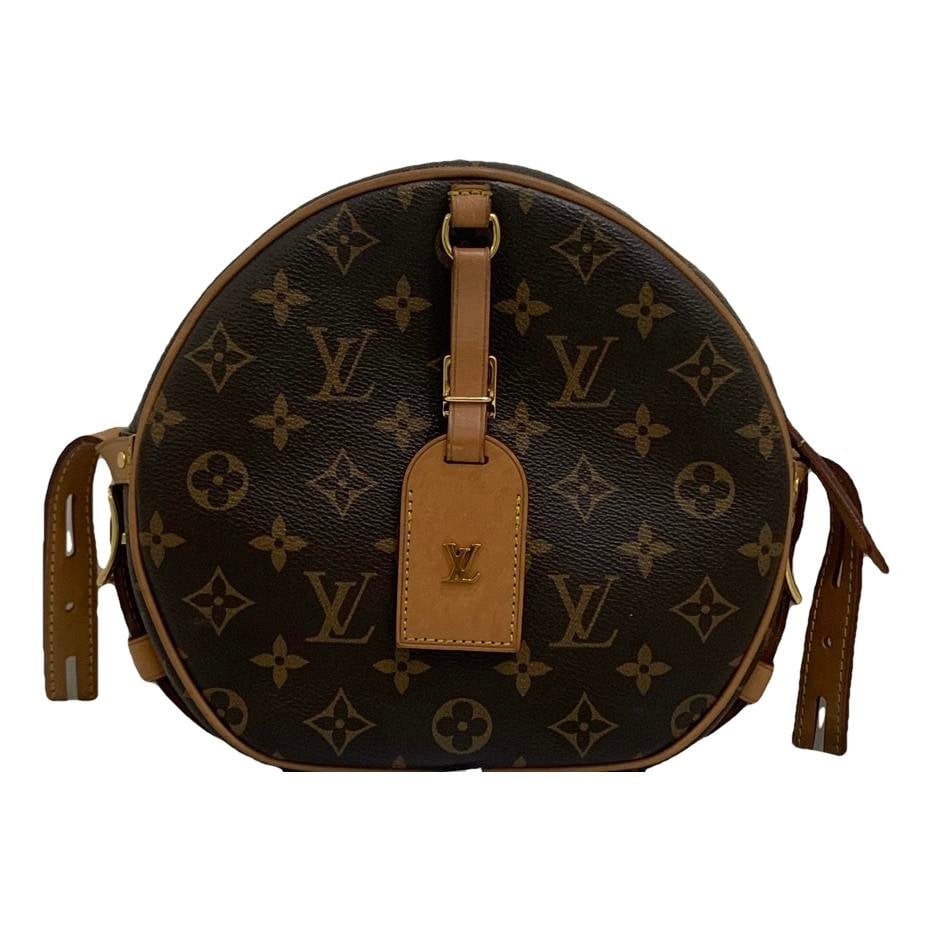 Boîte chapeau souple leather handbag