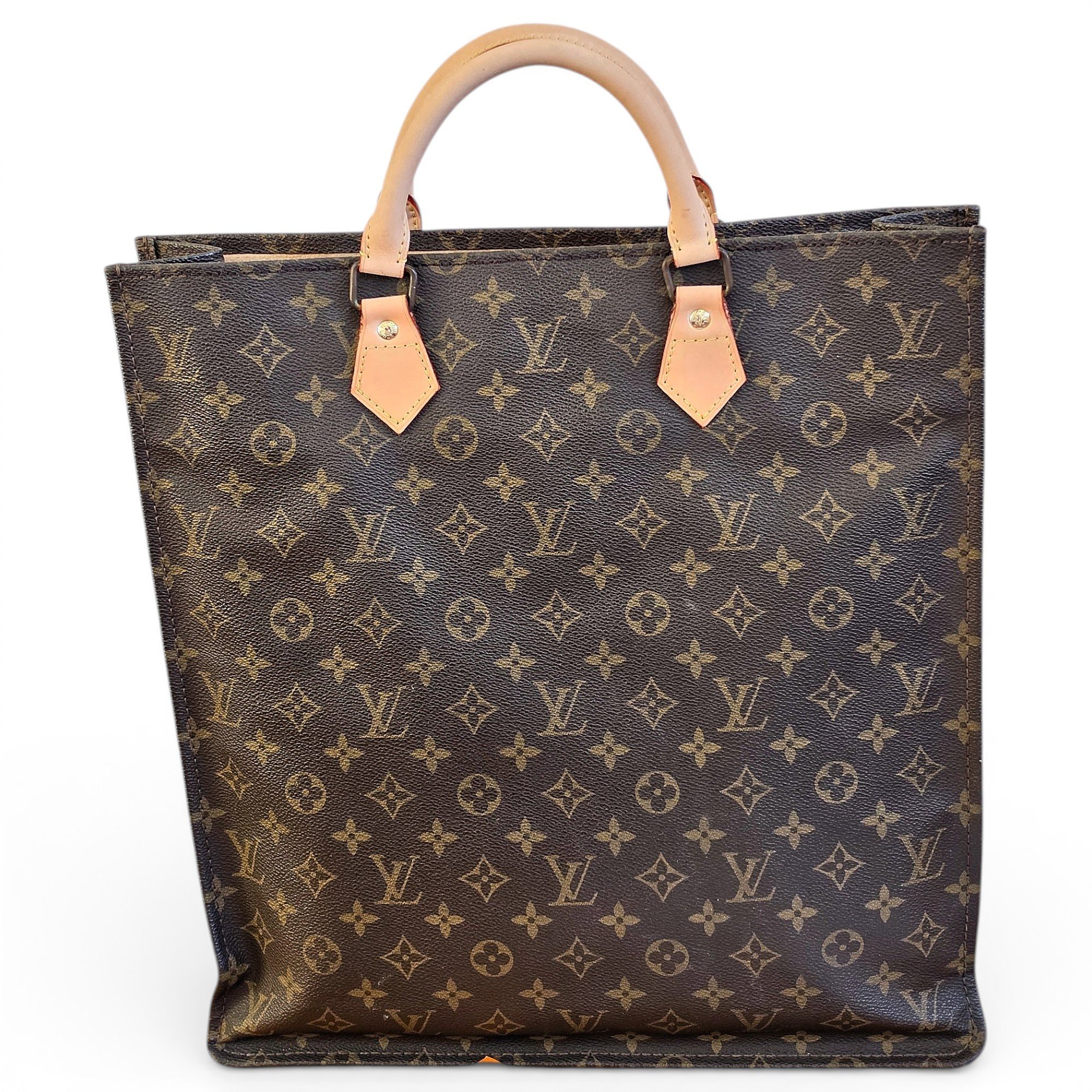Plat leather handbag