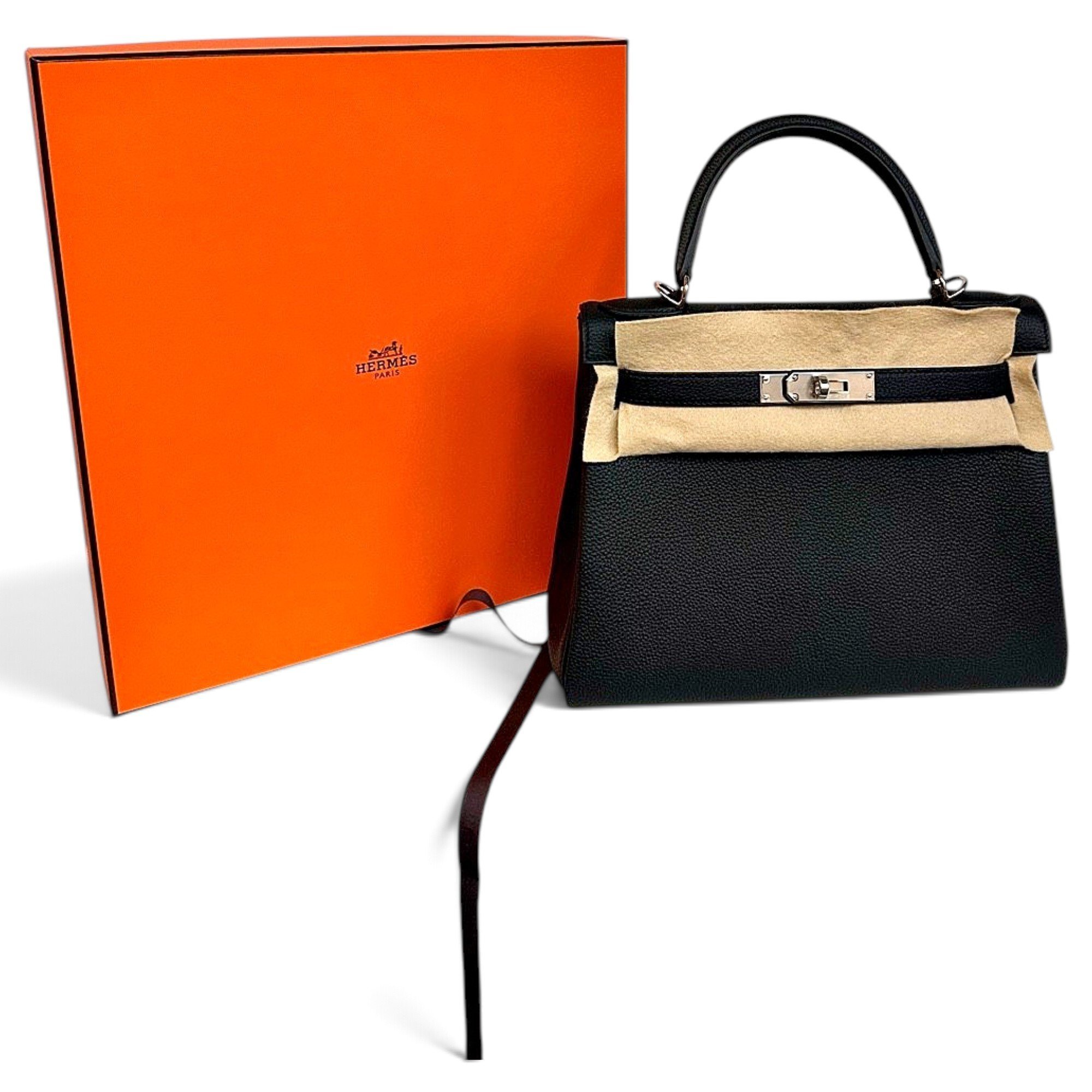 Kelly 28 leather handbag