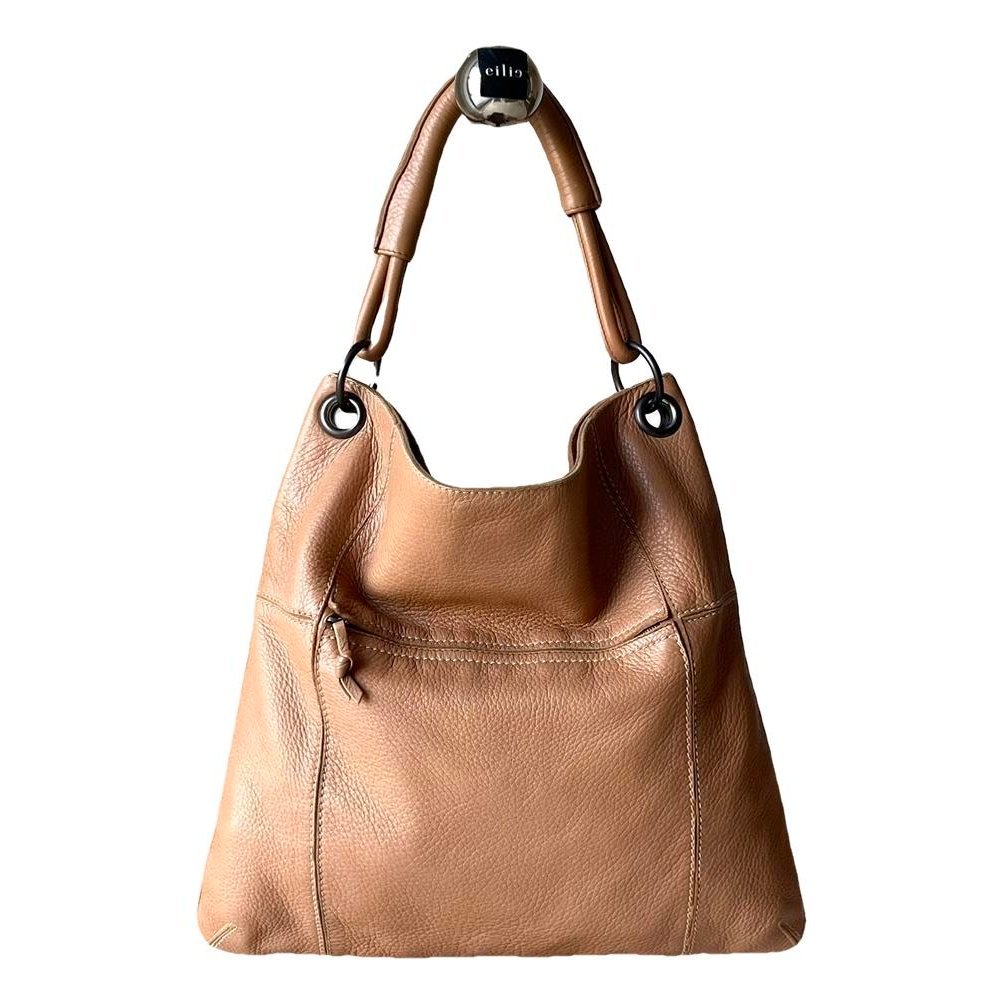 Leather tote