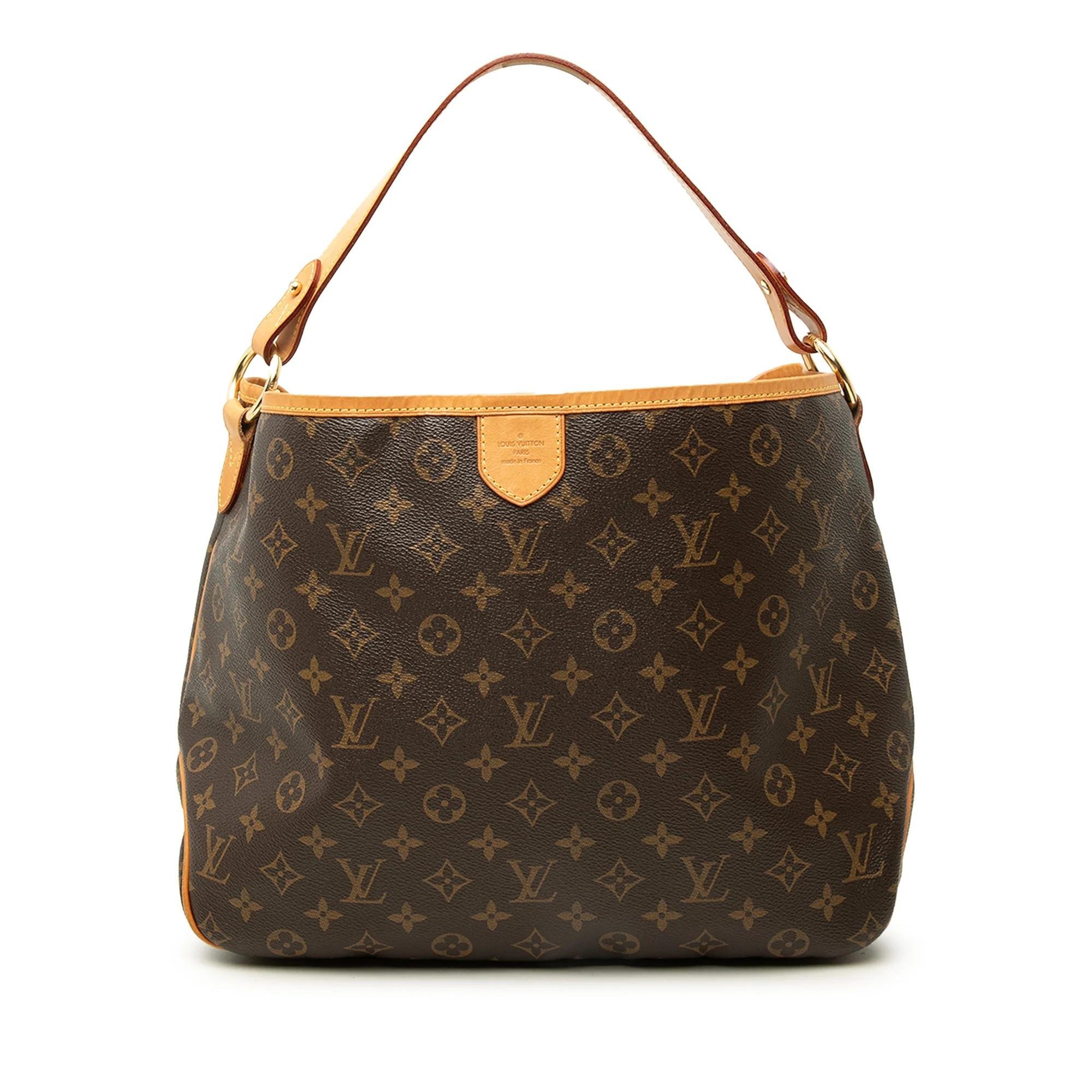 Delightful leather handbag