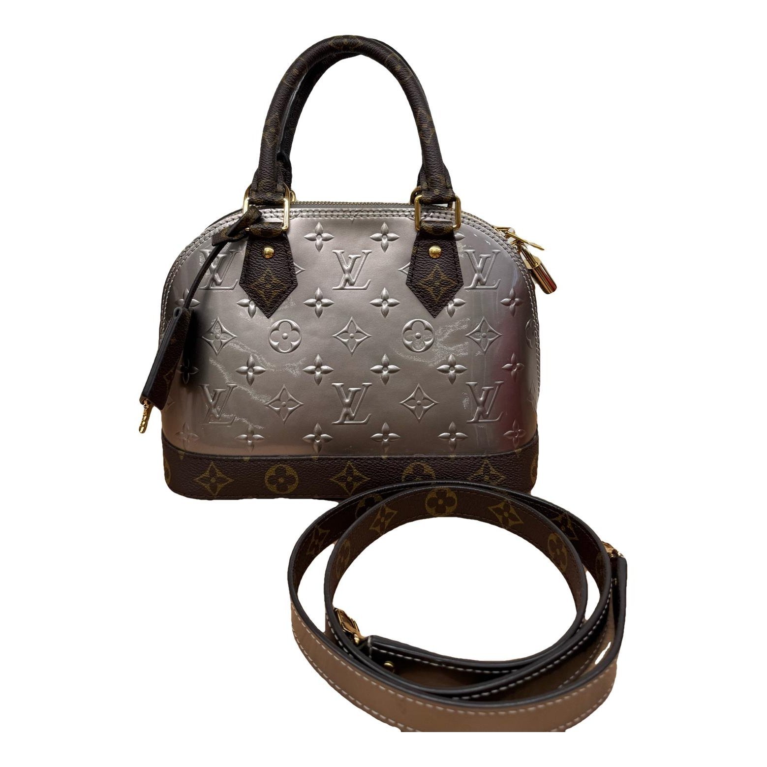 Alma BB leather handbag