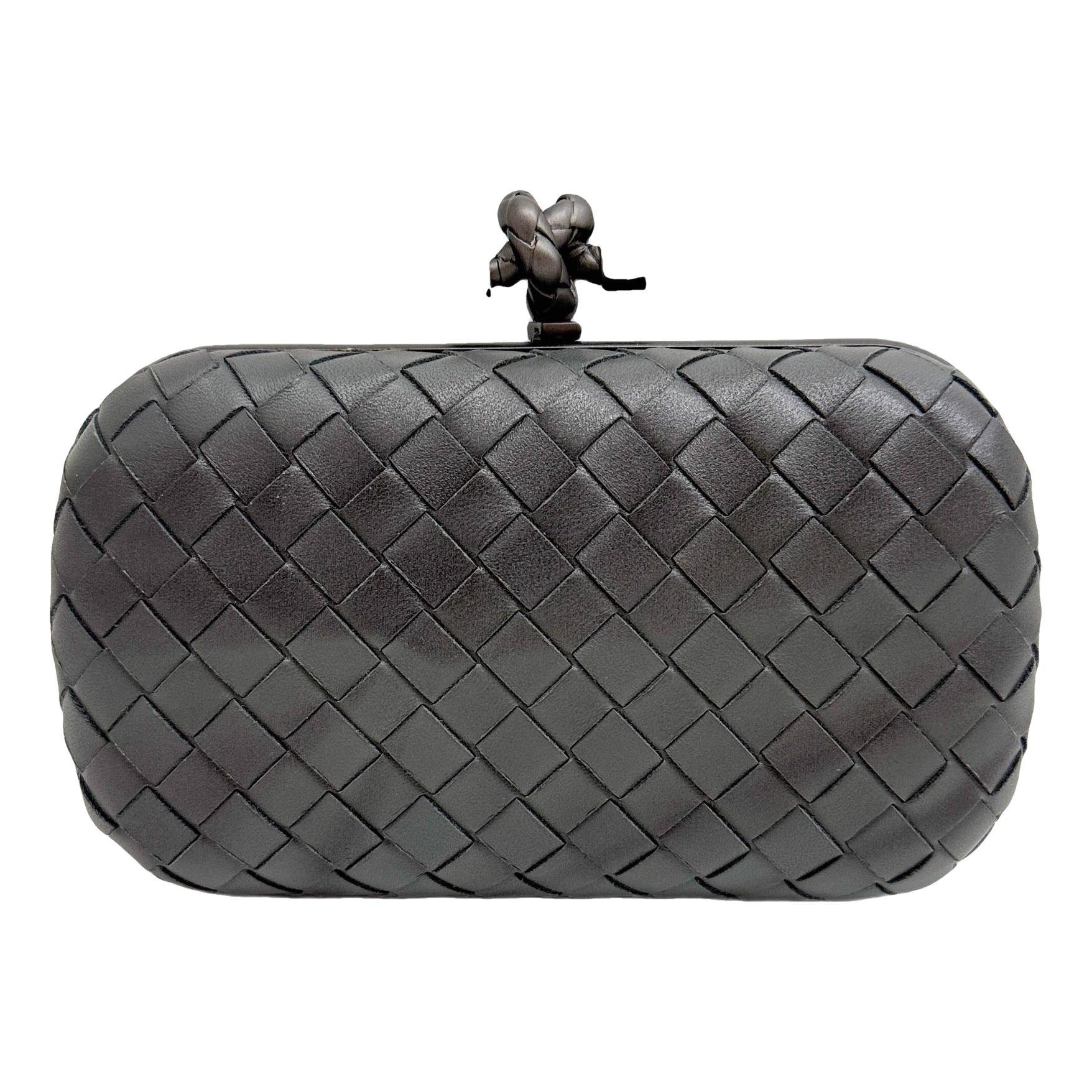 Pochette Knot leather clutch bag