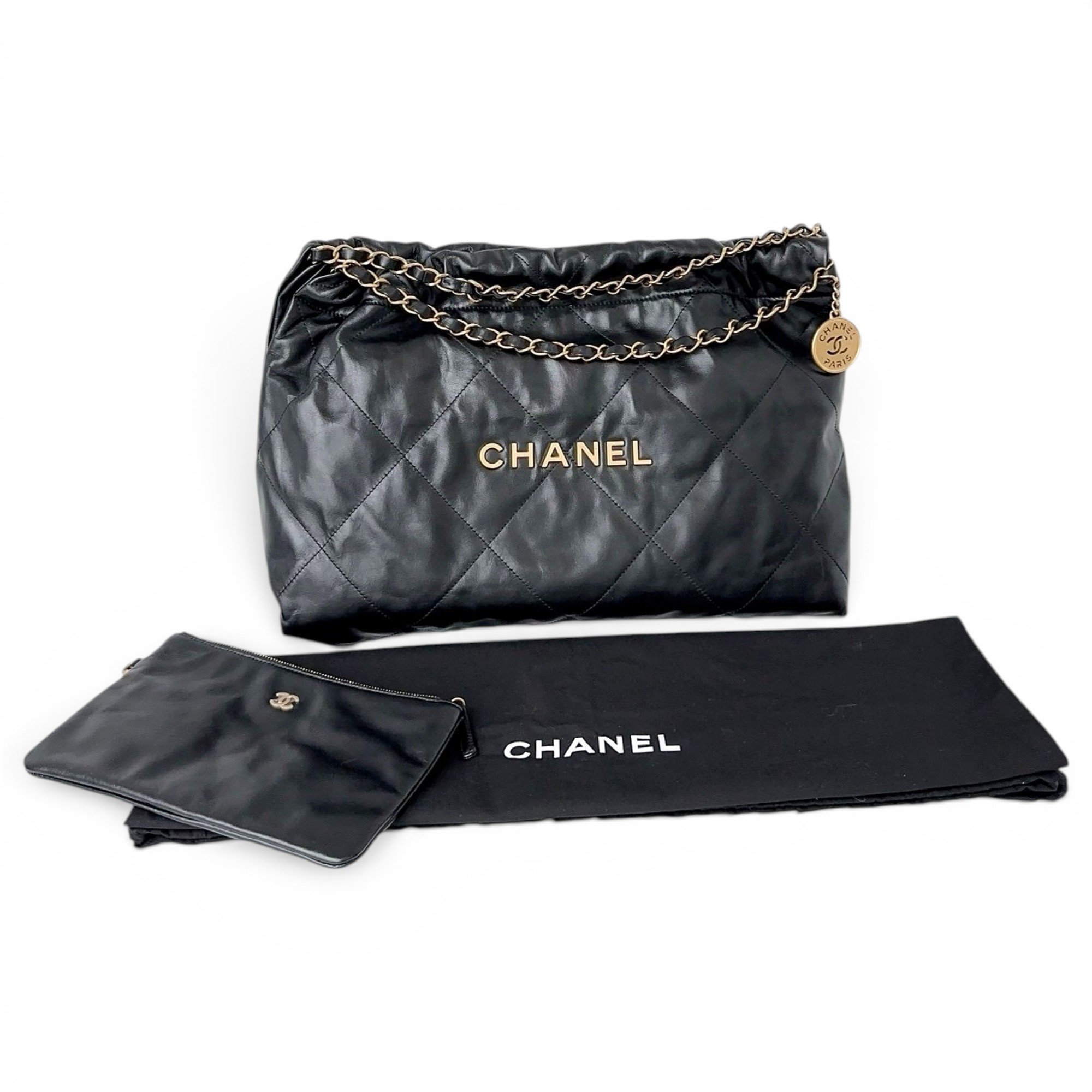 Chanel 22 leather handbag