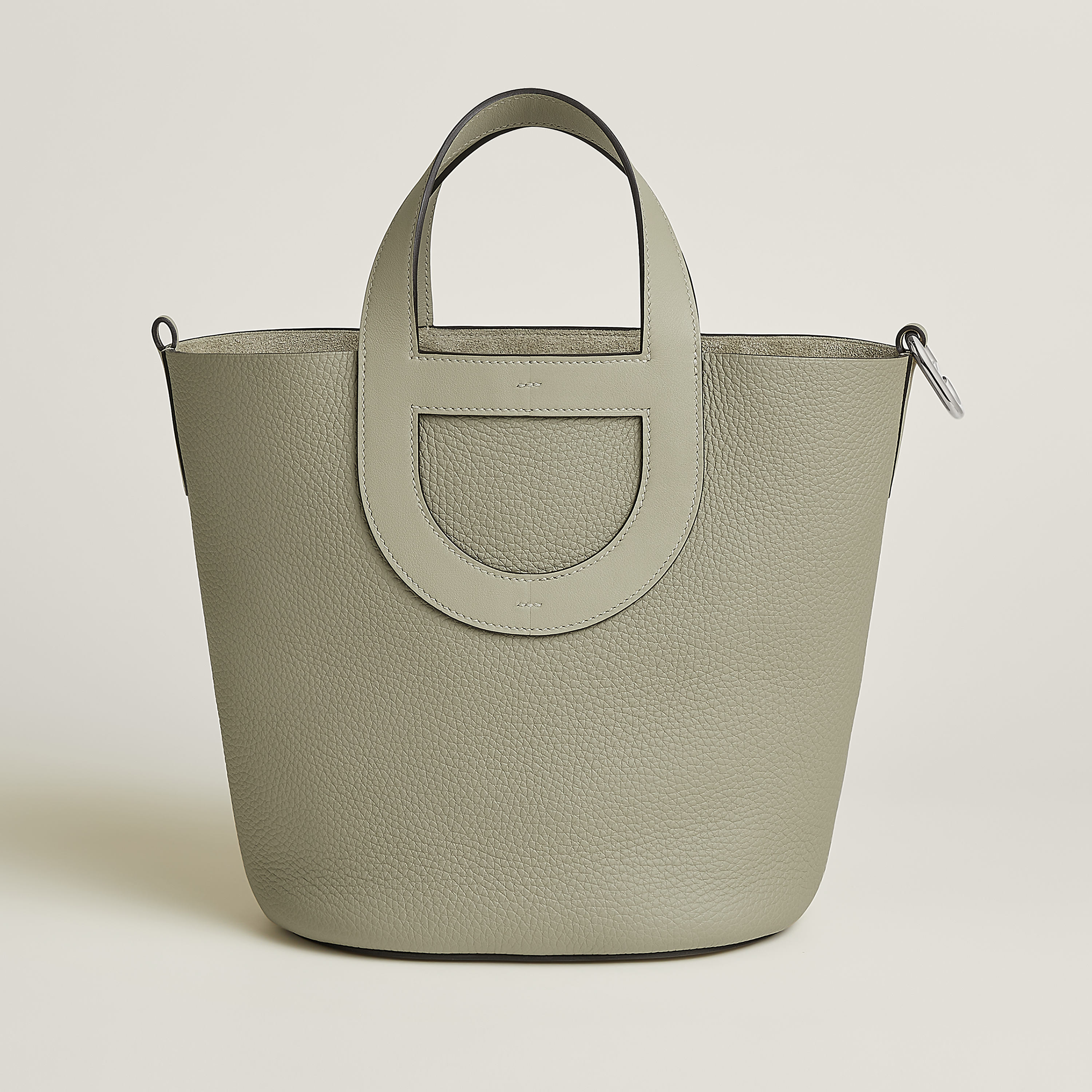 Hermès In-the-Loop 23 bag