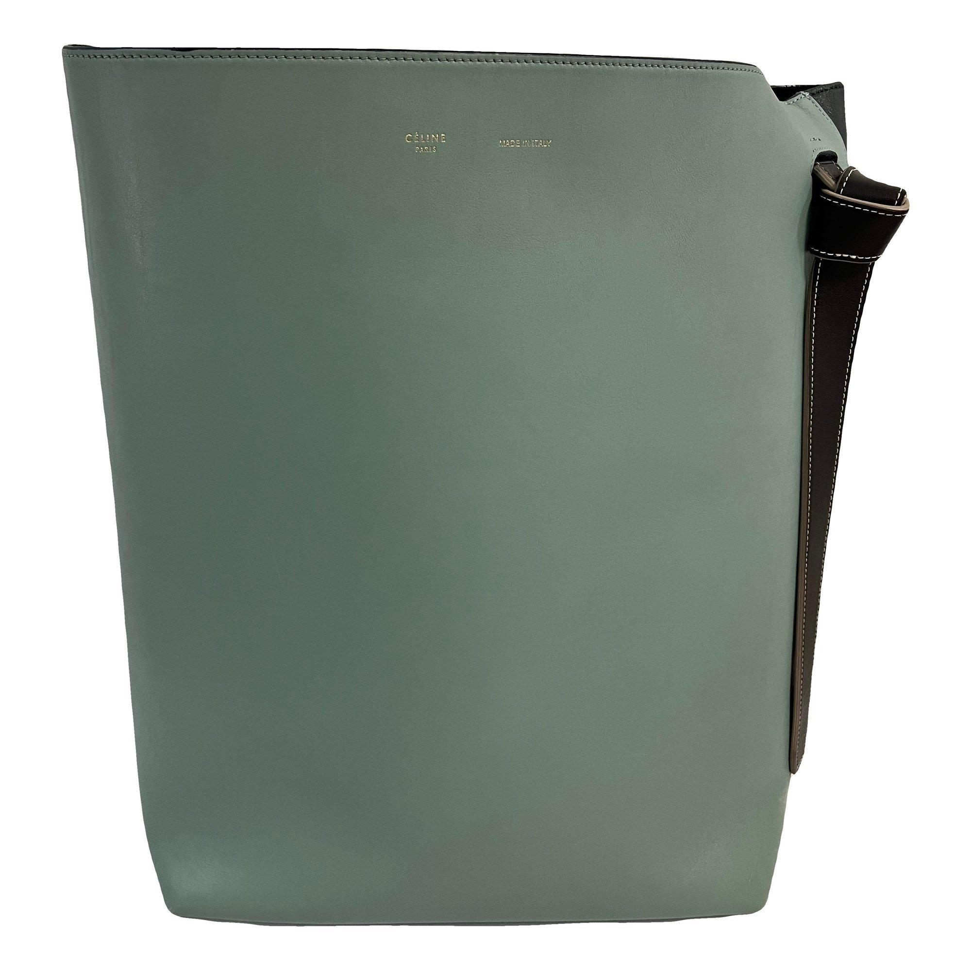 Twisted leather handbag