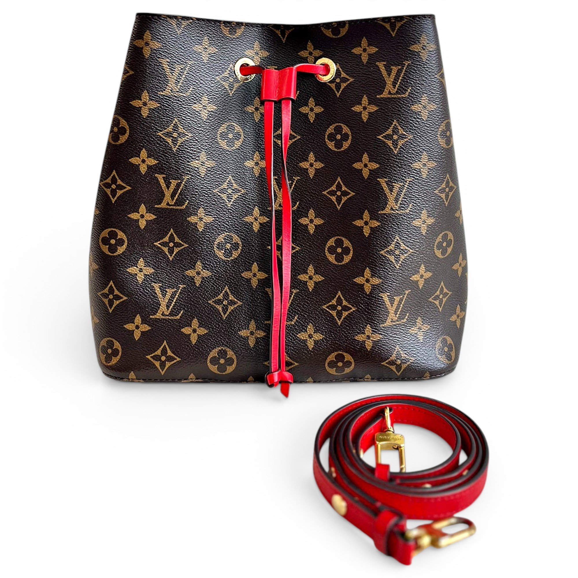 NéoNoé leather handbag