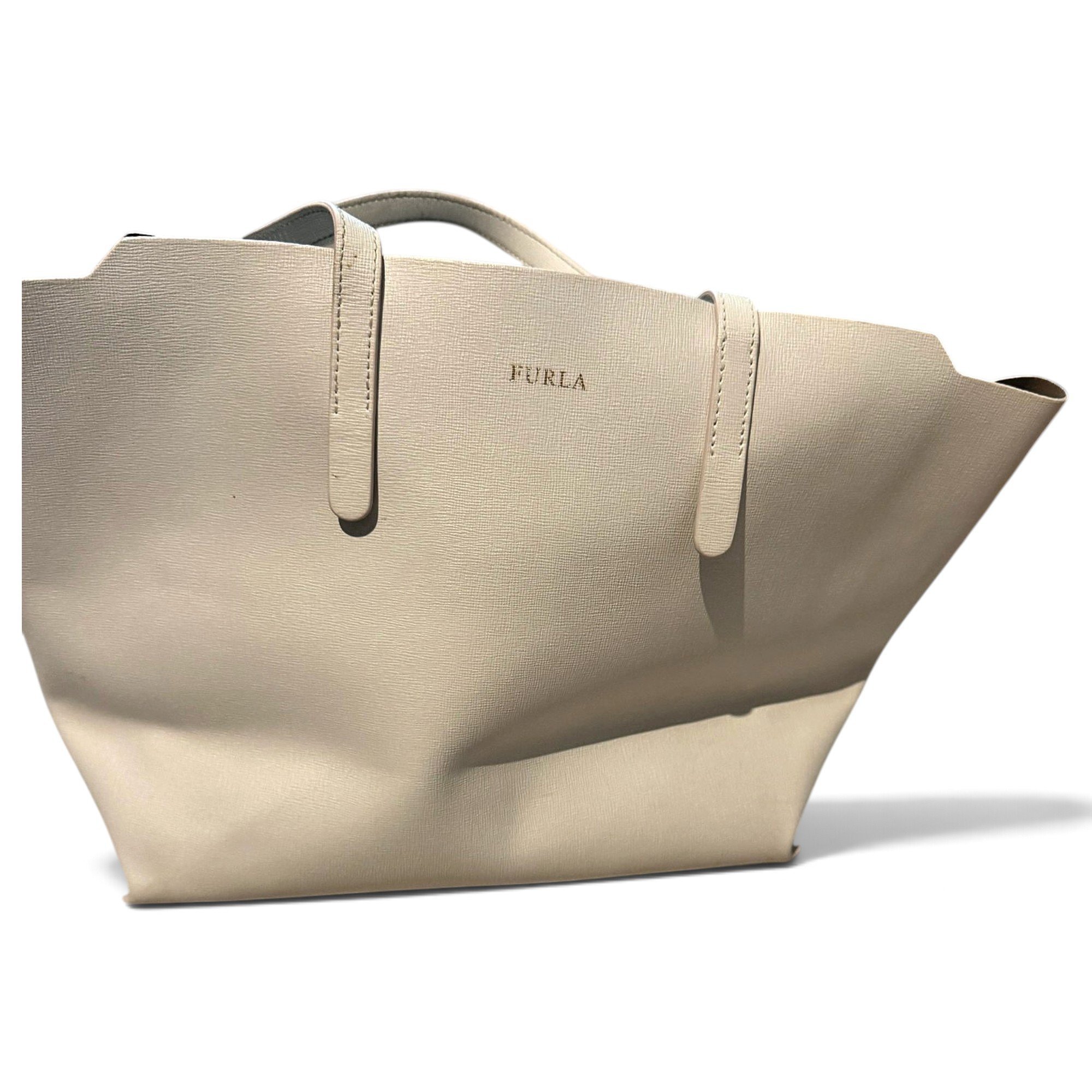 Leather tote