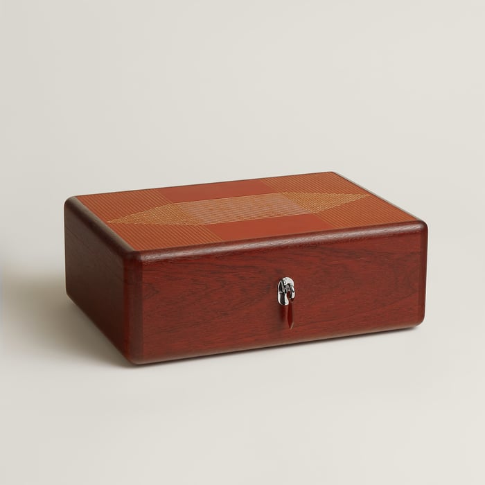 Casaque H Milleraies Cigar Box