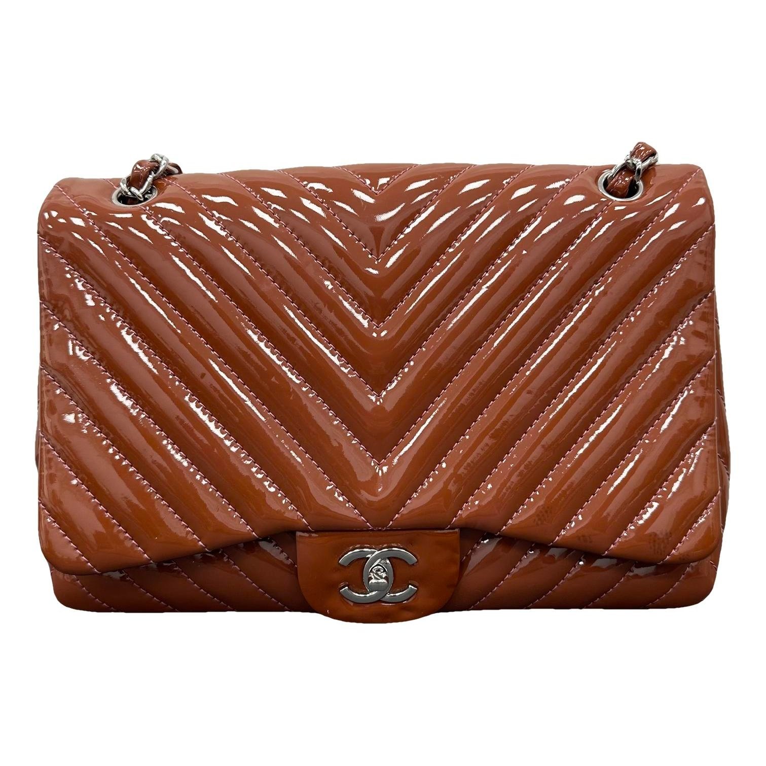 Timeless/Classique patent leather handbag