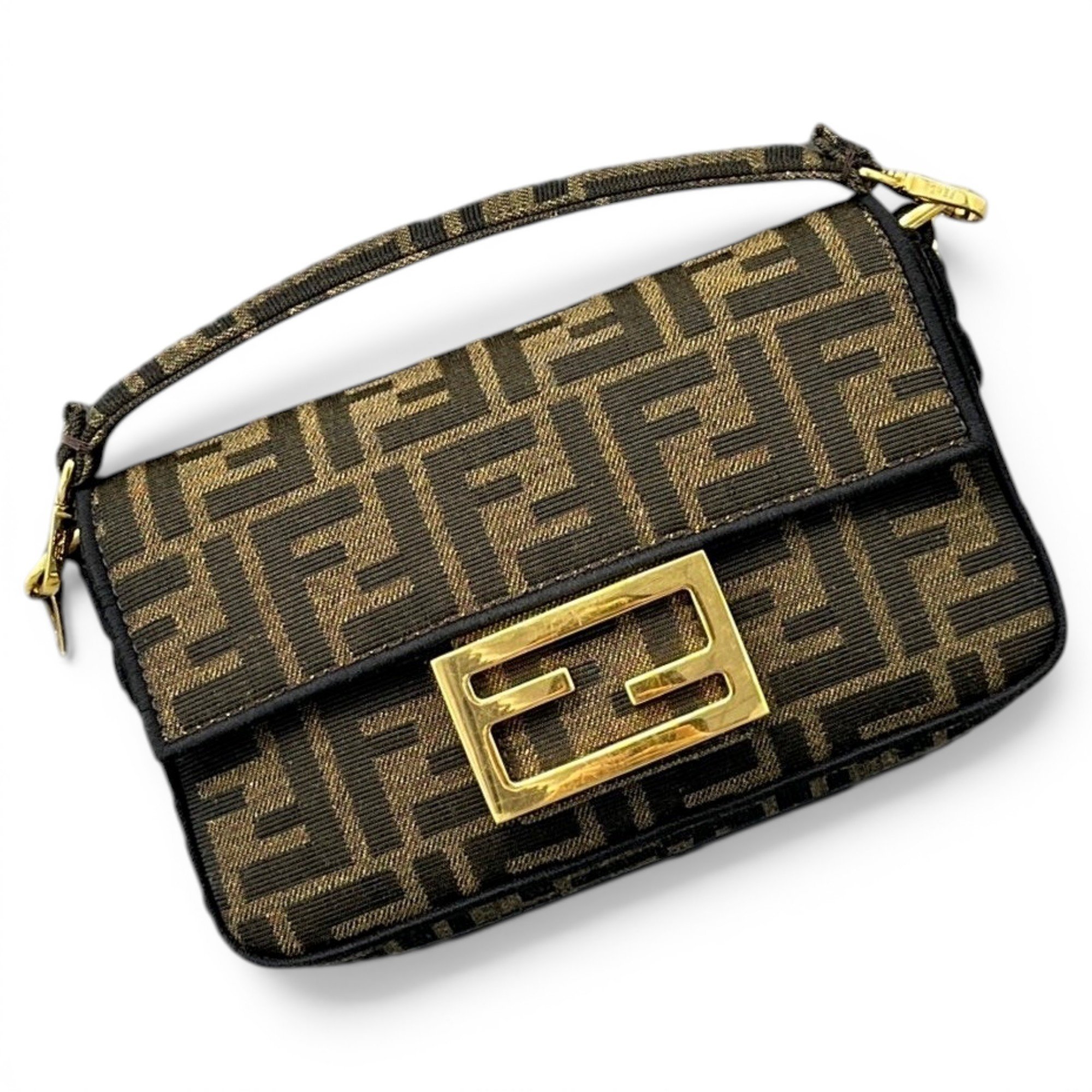 Baguette cloth handbag
