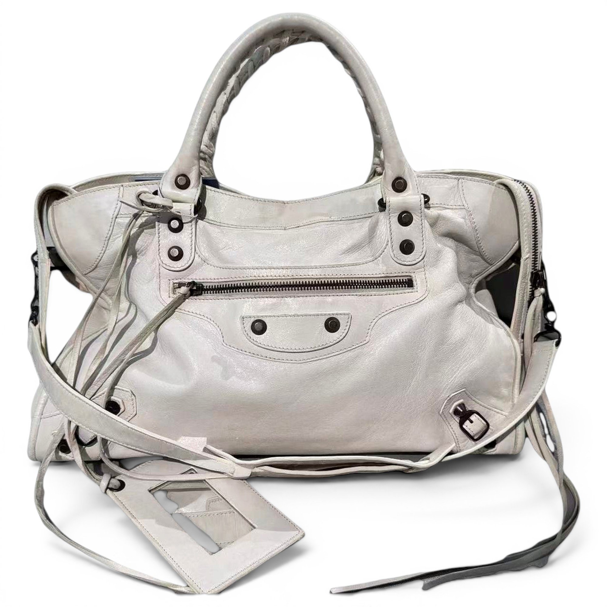 B leather handbag