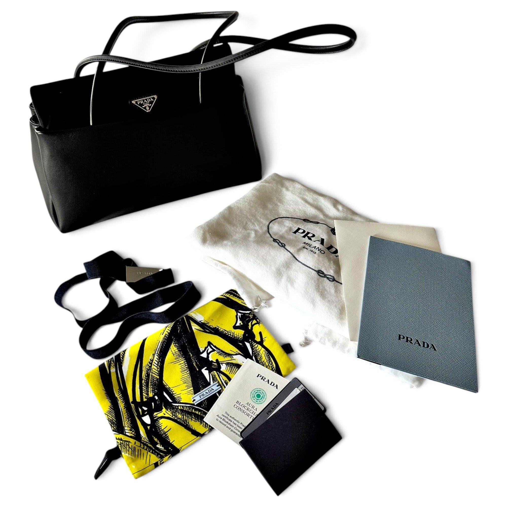 Leather handbag