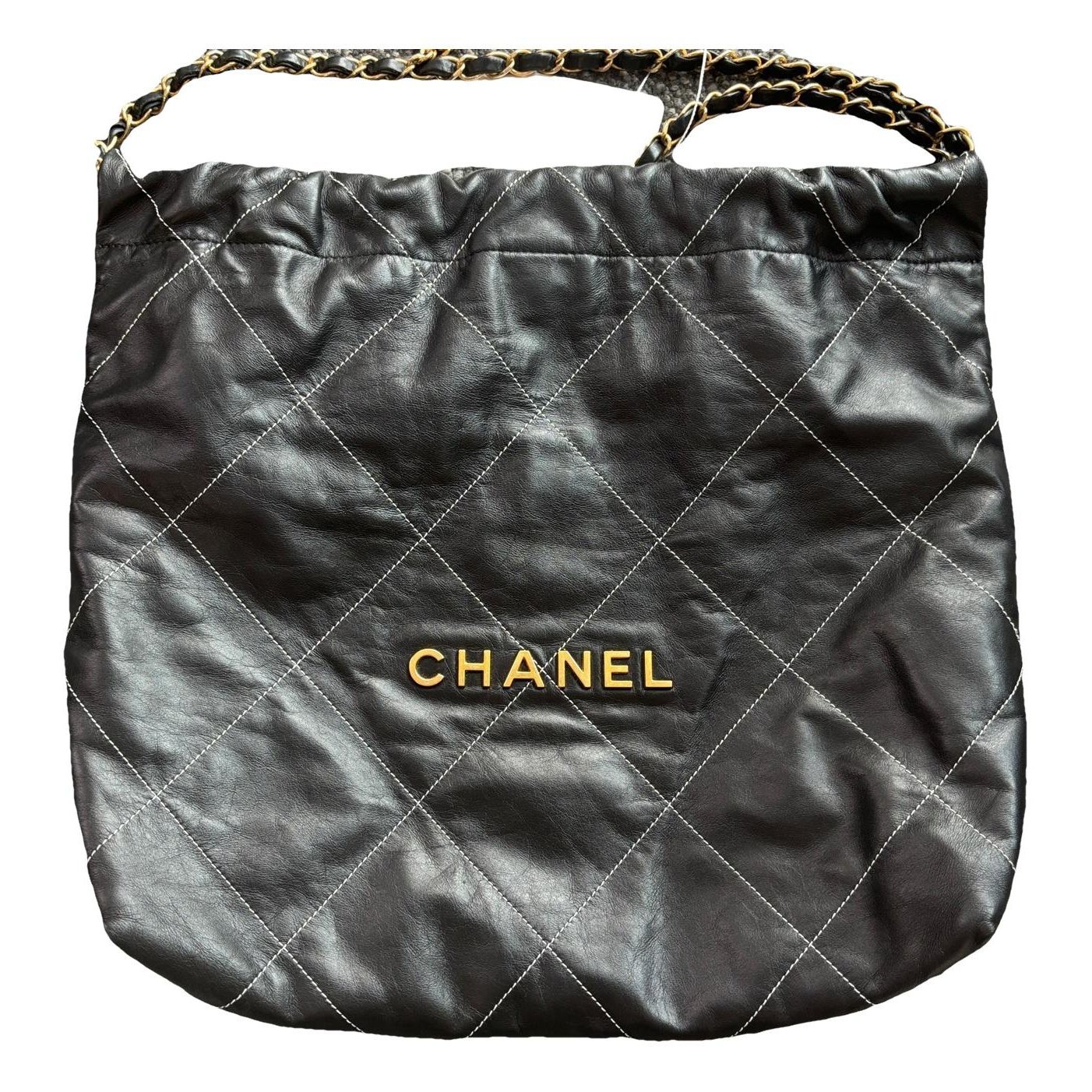 Chanel 22 leather handbag