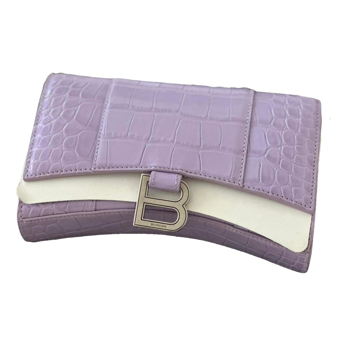 Leather clutch bag