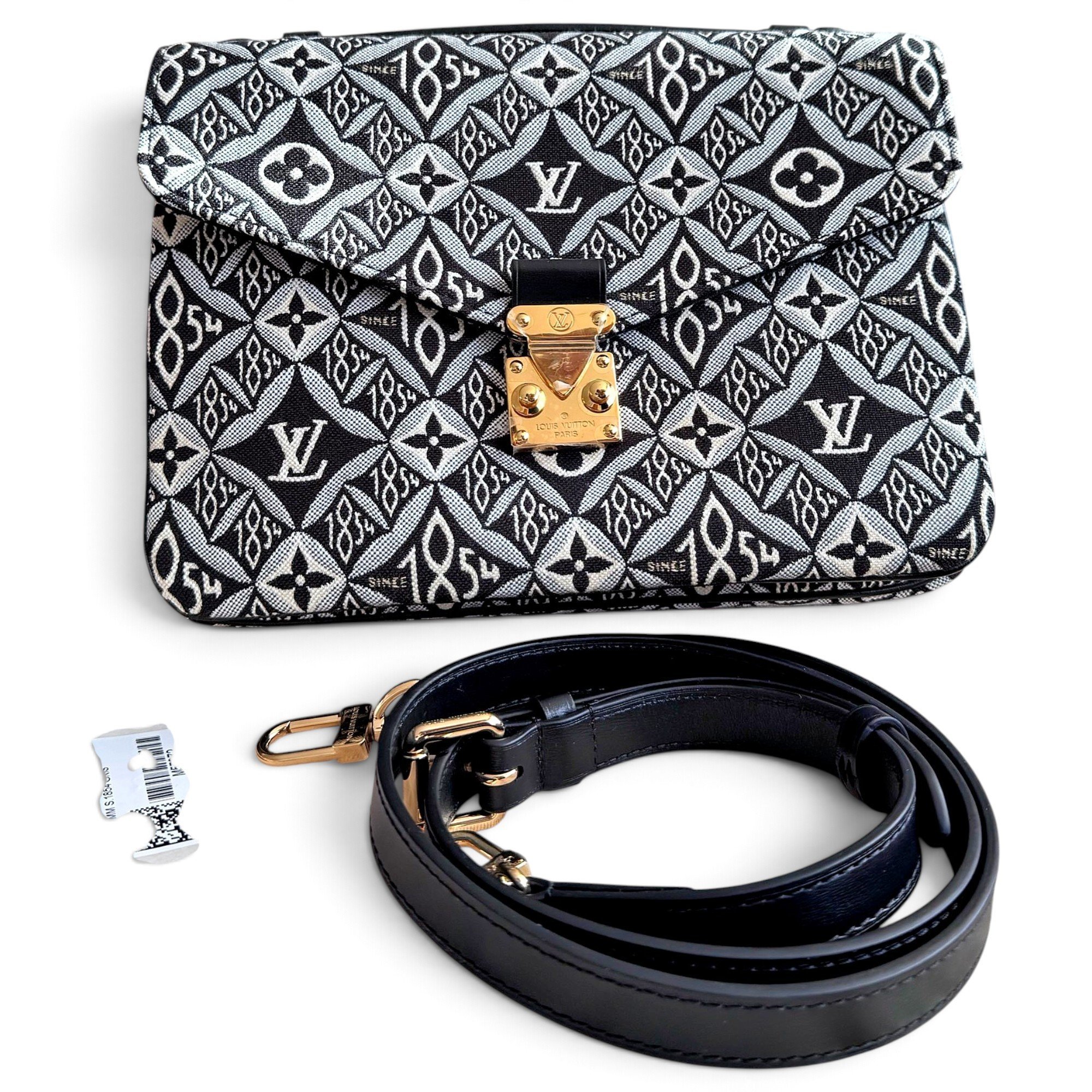 Metis cloth satchel
