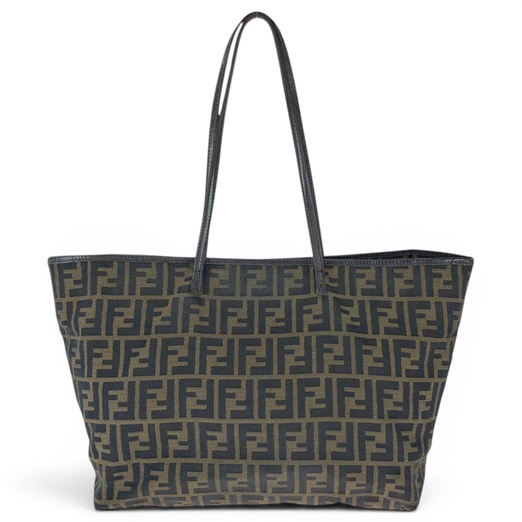 Pocket leather handbag