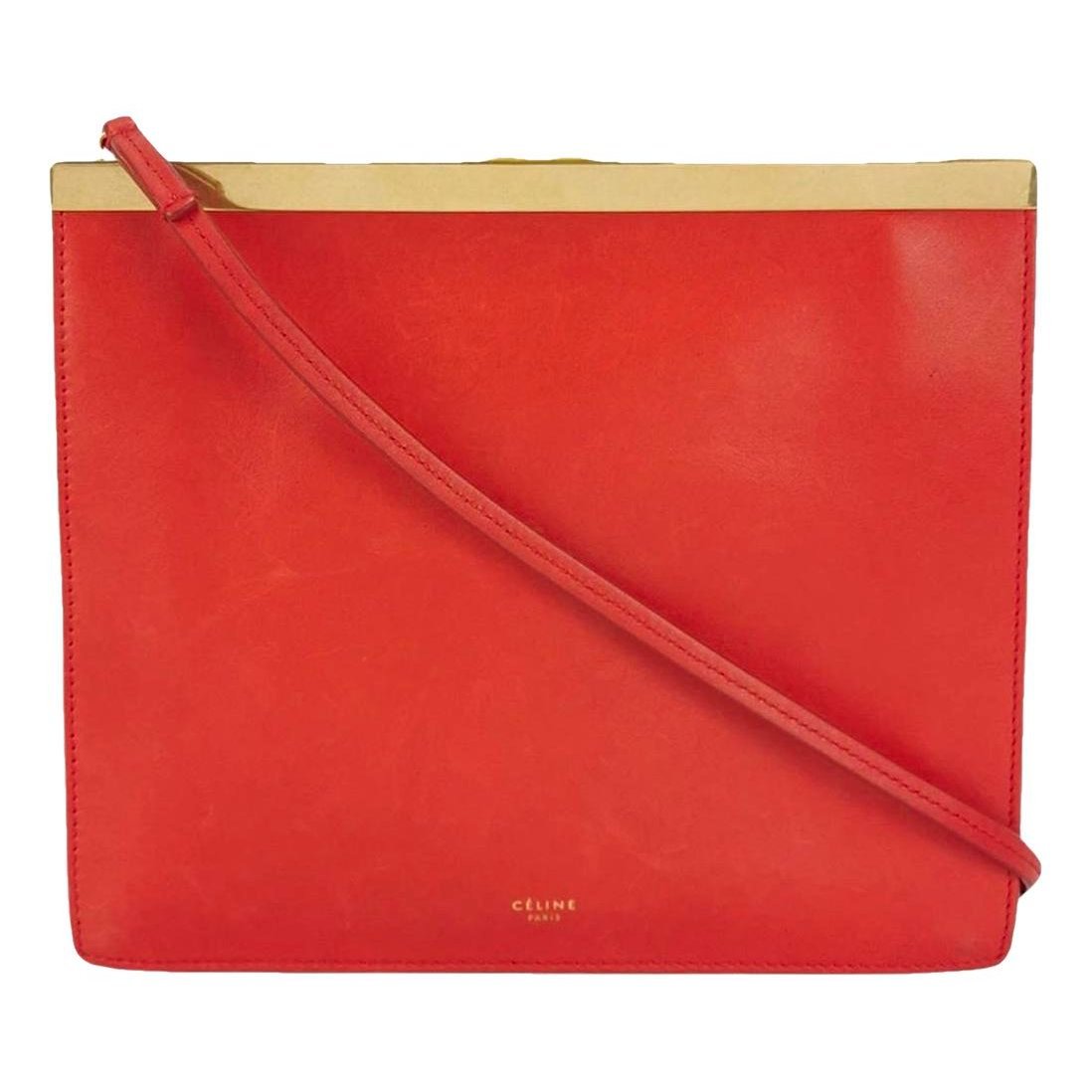 Clasp leather handbag