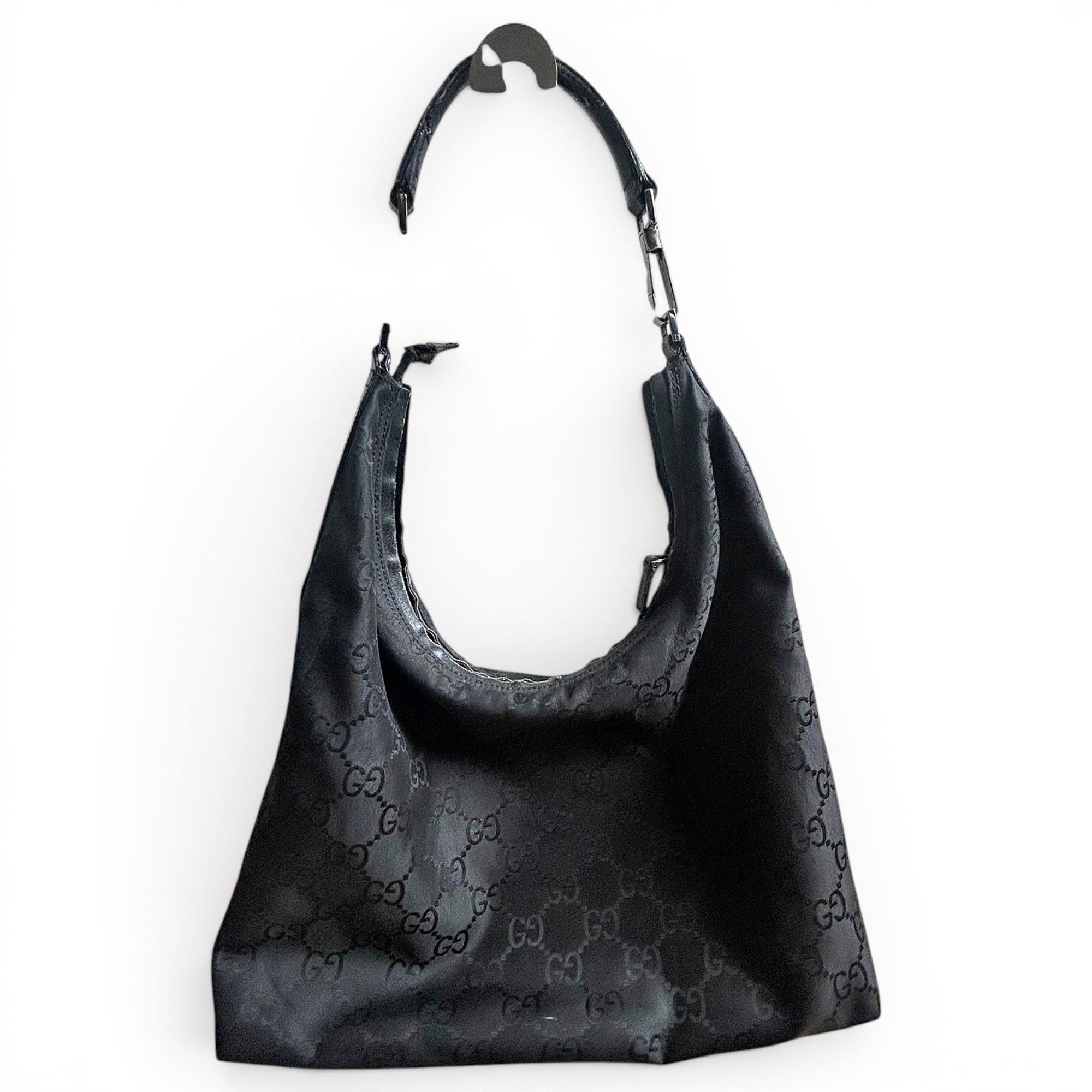 Hobo cloth handbag