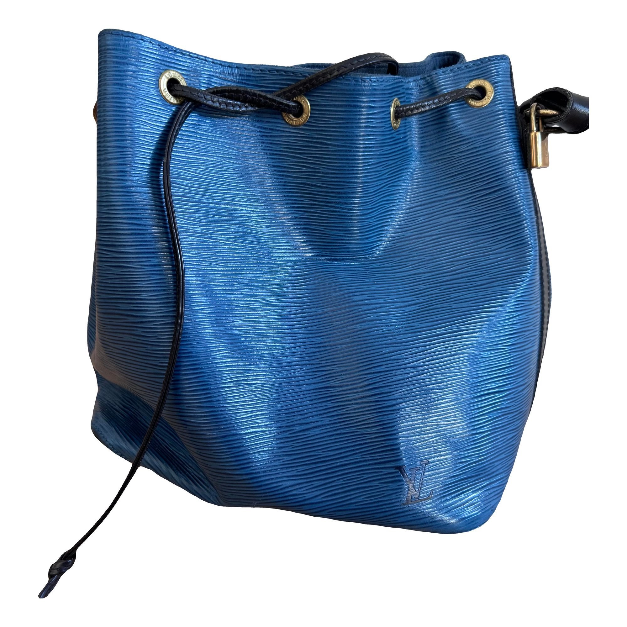 Noé leather handbag