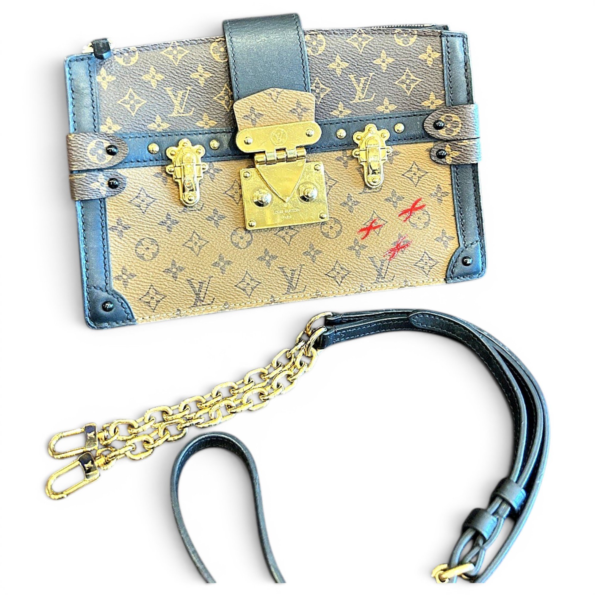 Pochette Trunk vinyl crossbody bag