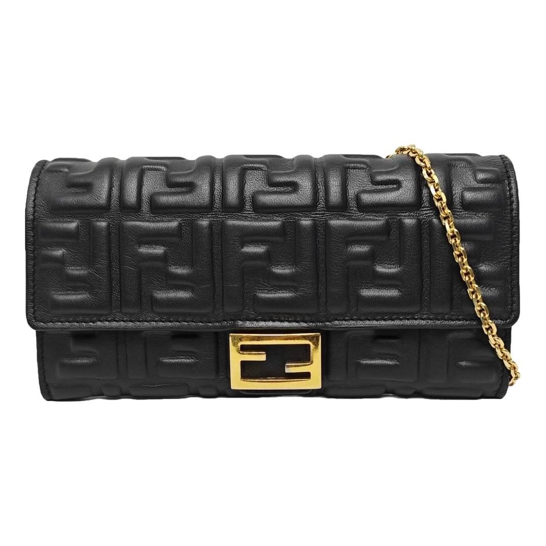 Wallet On Chain leather handbag