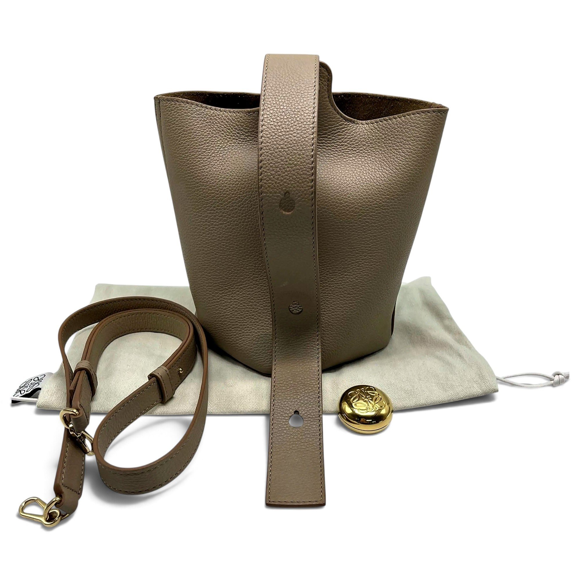 Pebble leather handbag