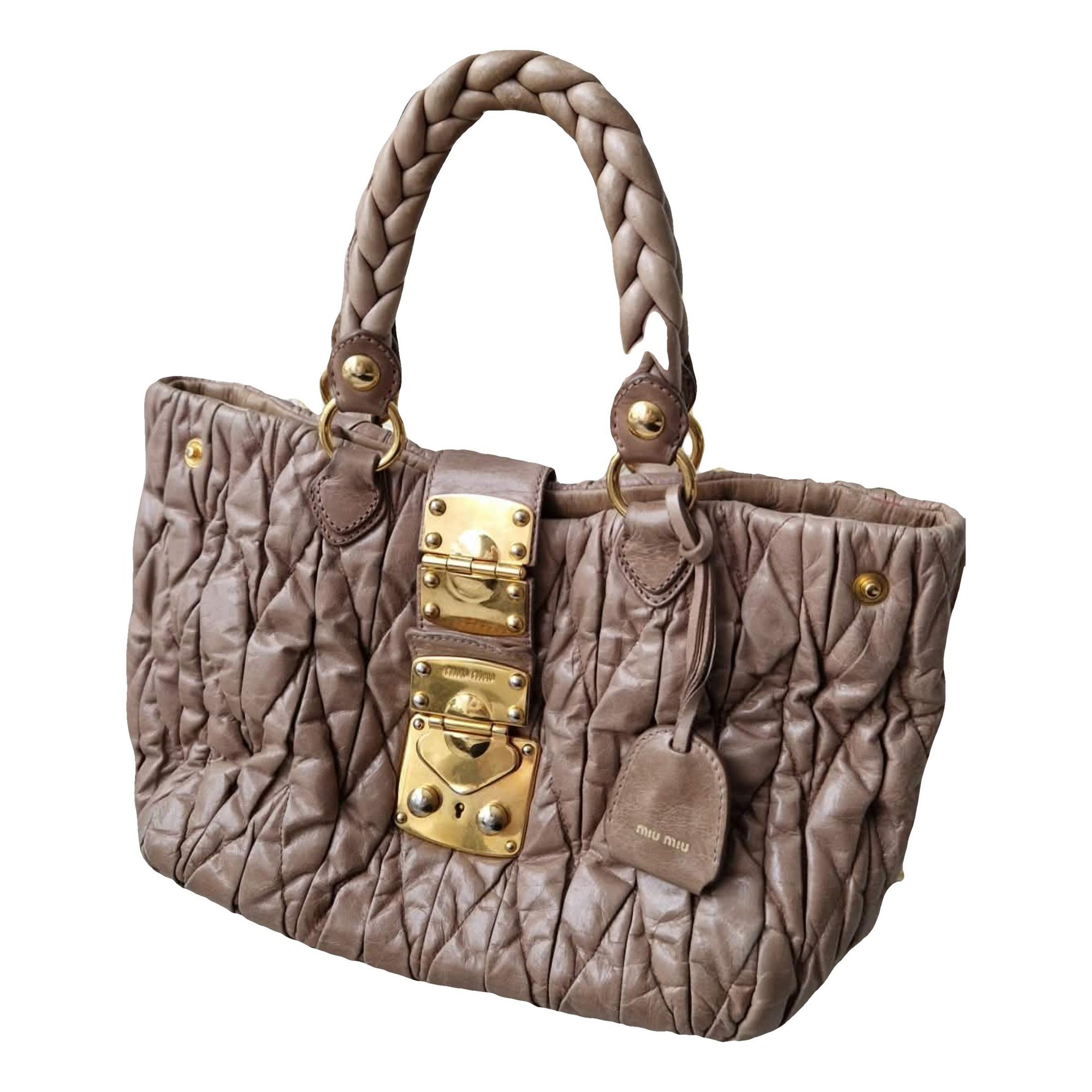 Matelassé leather handbag