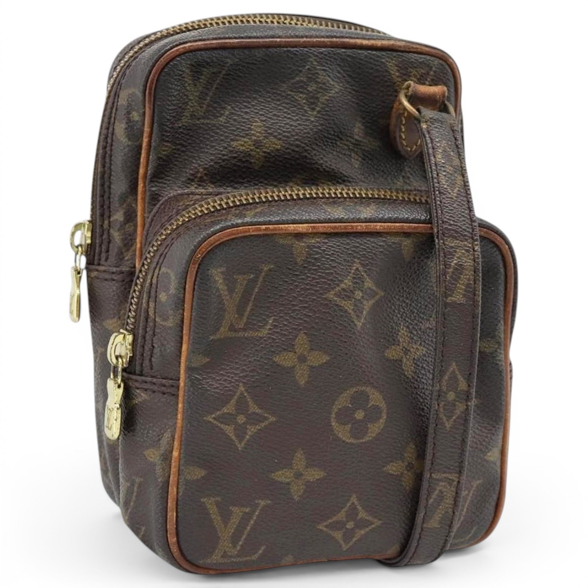 Amazon leather handbag