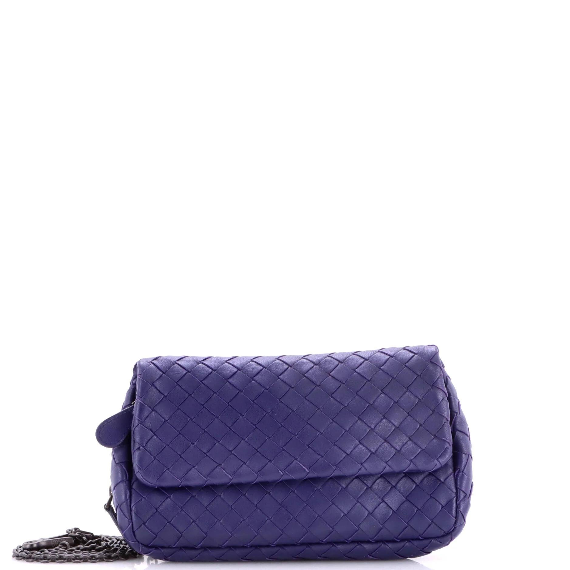 Chain Pouch leather crossbody bag