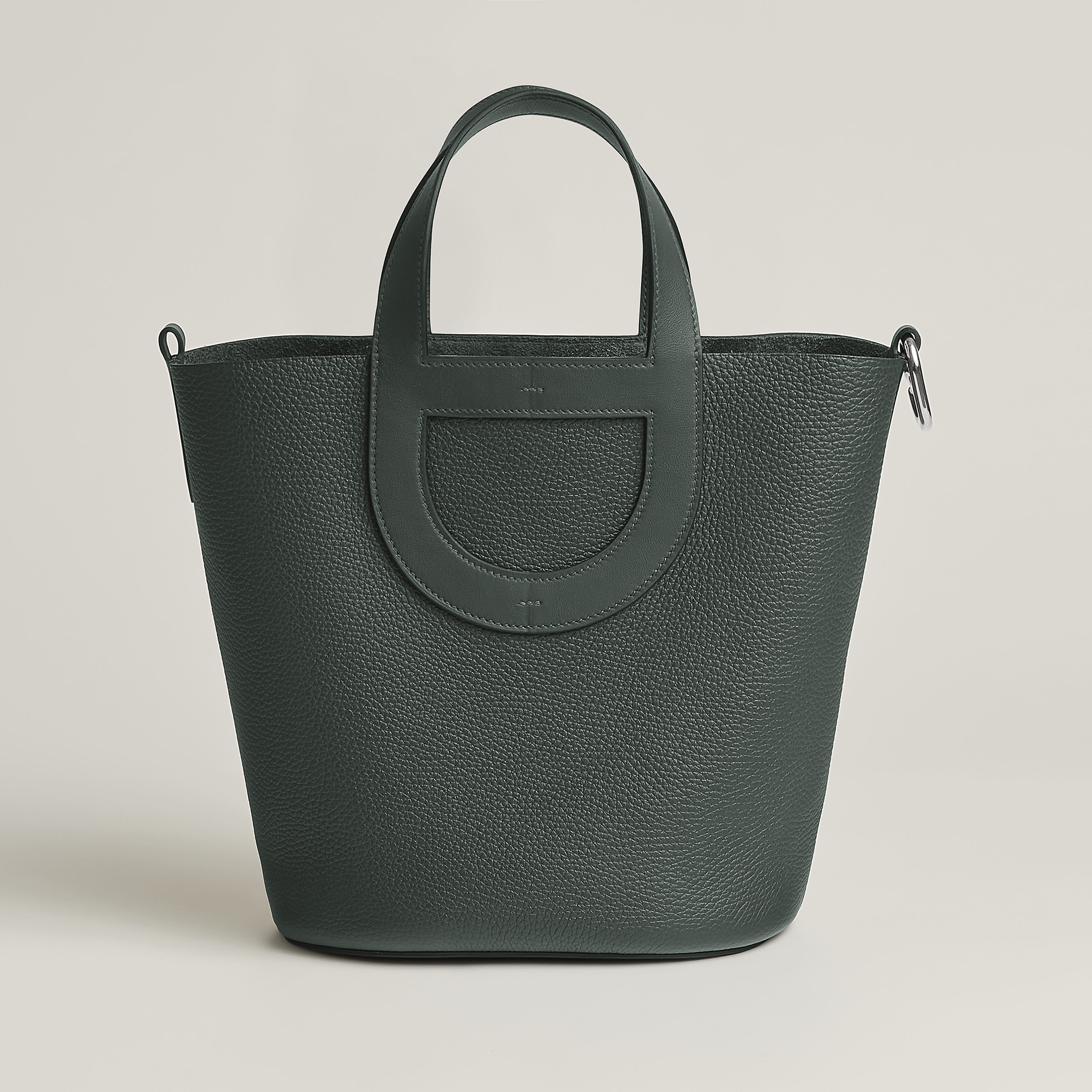 Hermès In-the-Loop 23 bag