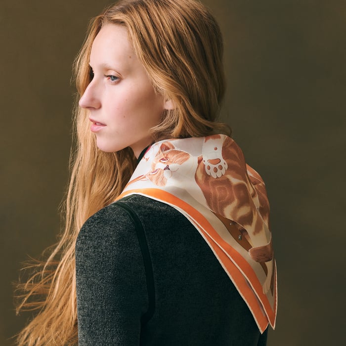 Chat Chat Chat Scarf 70