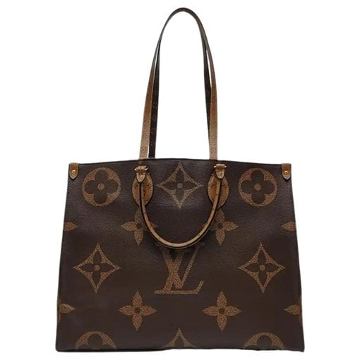 Onthego leather handbag