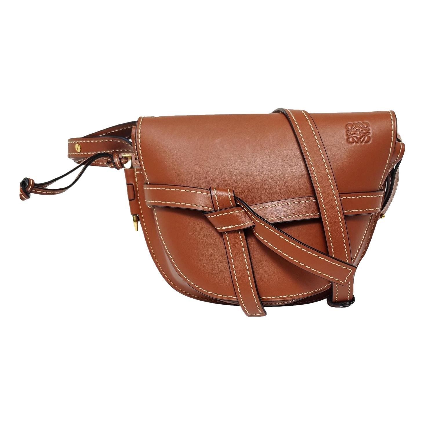 Gate leather handbag