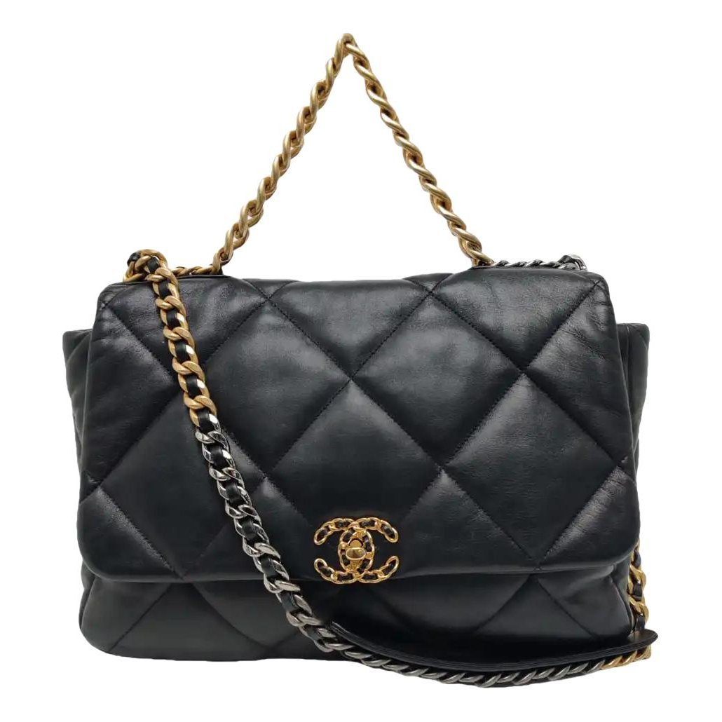 Chanel 19 handbag