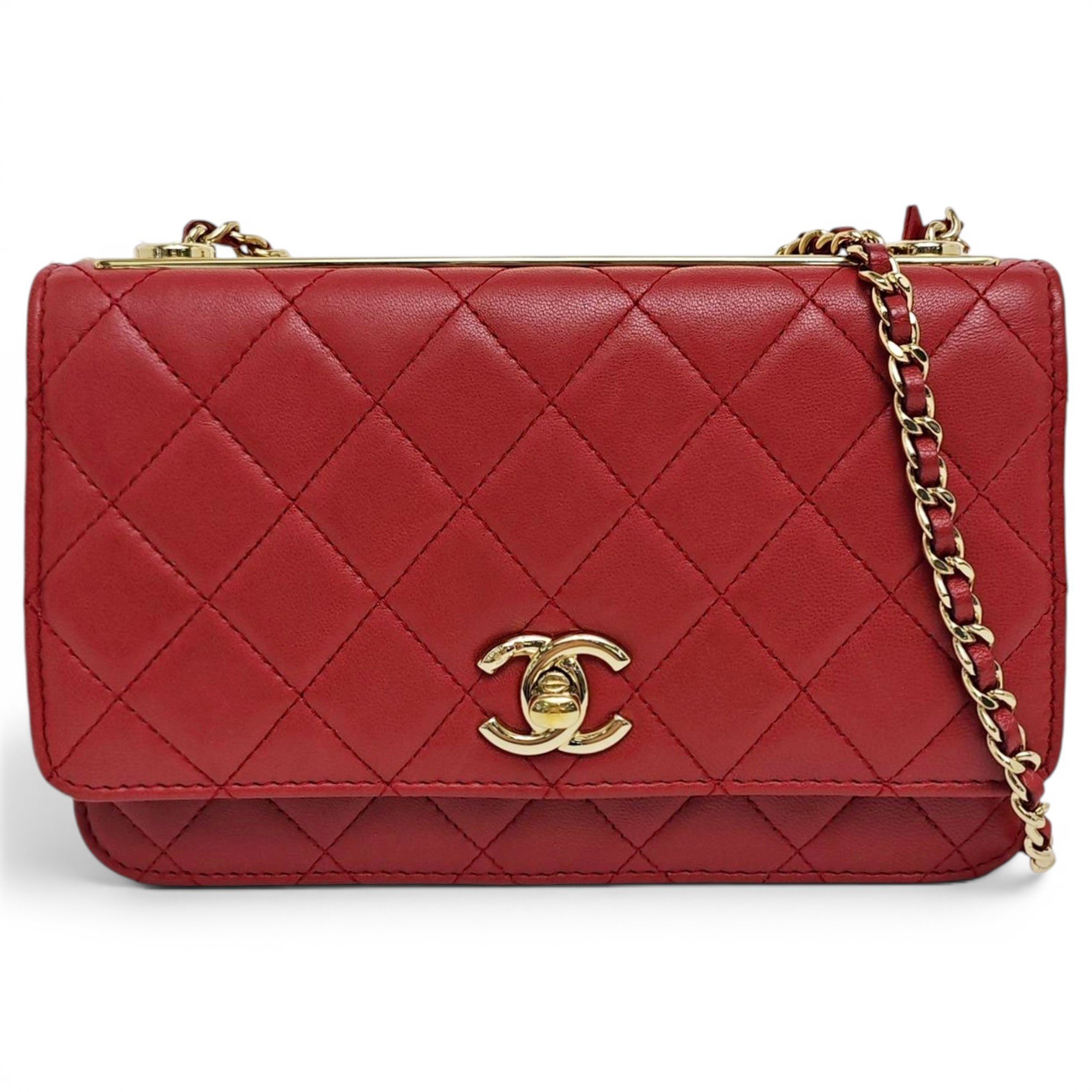Wallet On Chain Timeless/Classique leather crossbody bag