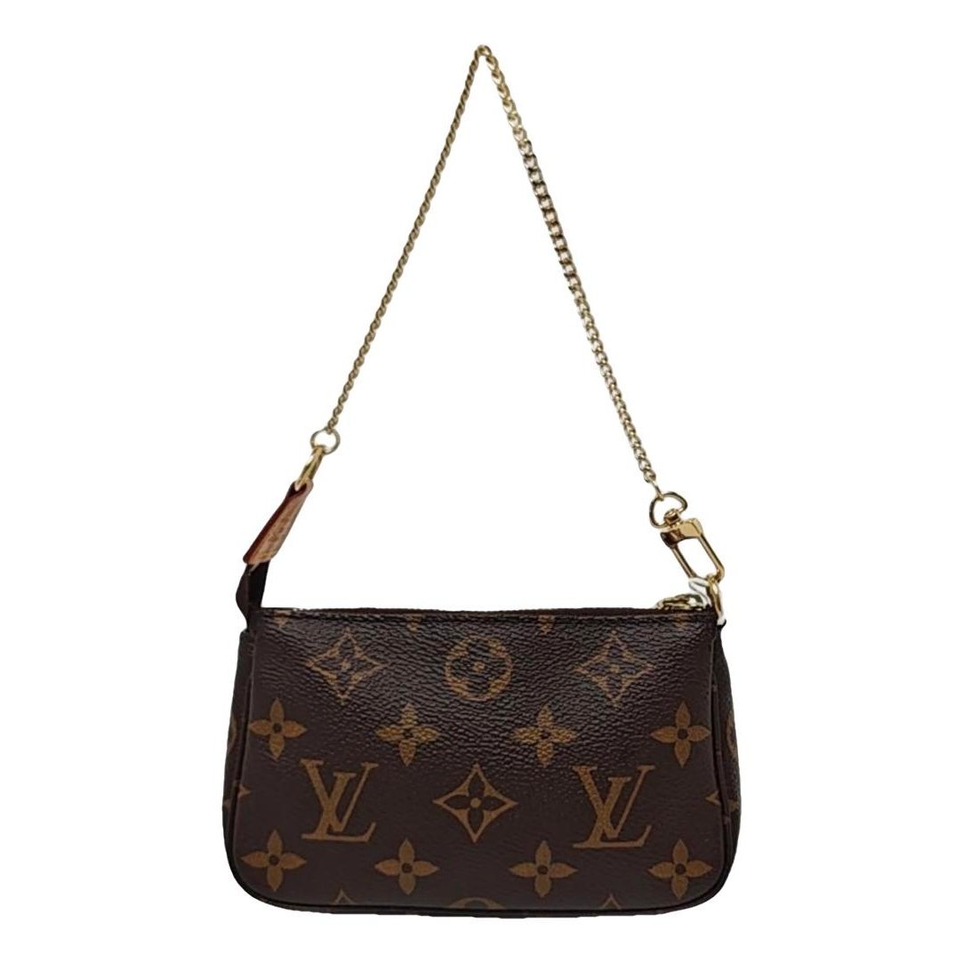 Patent leather handbag