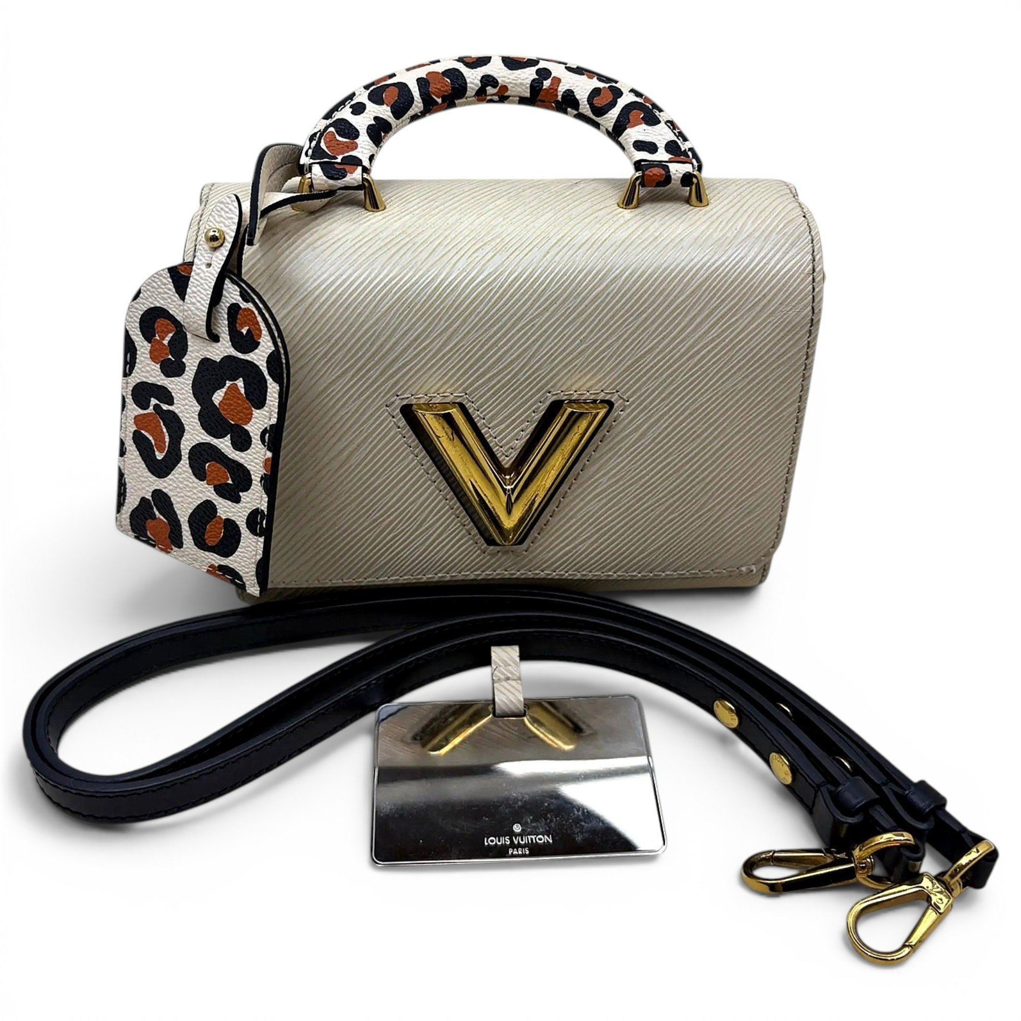 Twist leather handbag