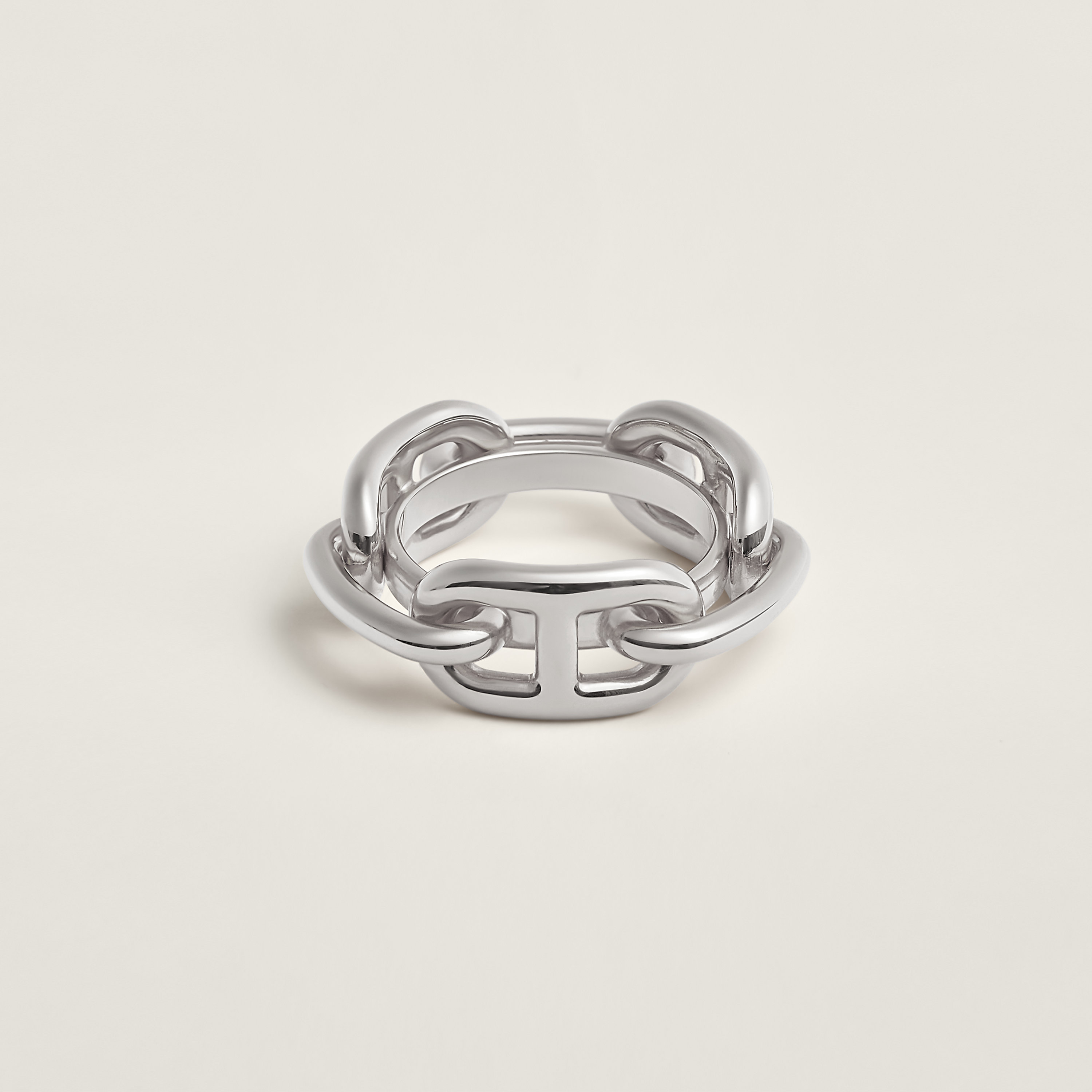 Regate scarf ring