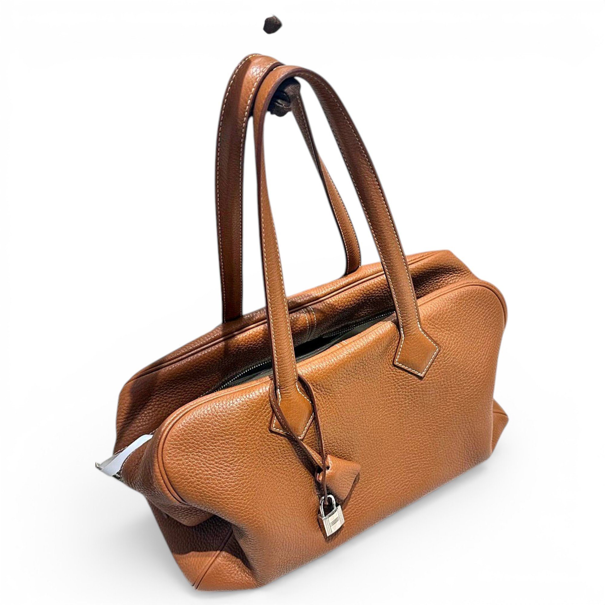 Victoria leather handbag