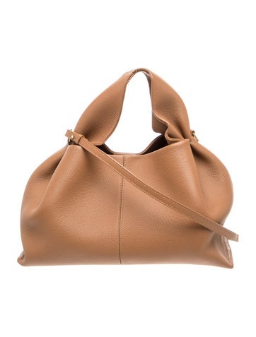 Leather Numéro Neuf